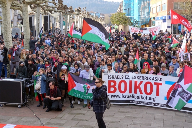 (ID_13540856) Palestinaren aldeko manifestazio nazionala Ordizia-Beasain