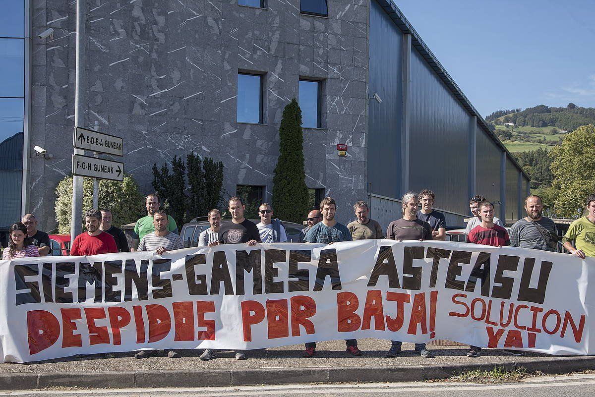 Langileen protesta bat Asteasuko Siemens Gamesan, artxiboko irudian. ANDONI CANELLADA / FOKU