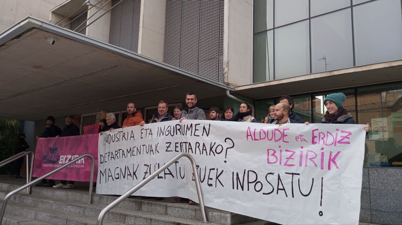 Auzitara eraman dute Eugiko meategia handitzeko proiektua