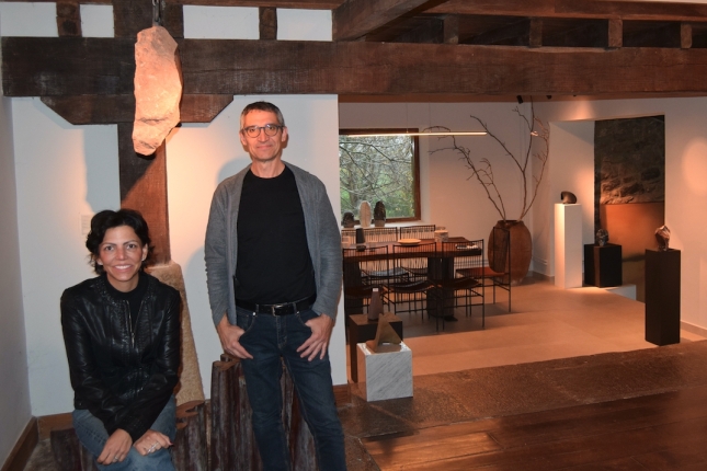 Mirian Badaro eta Joseba Lekuona, joan den astean, Sorgin galerian. ENEKOITZ TELLERIA