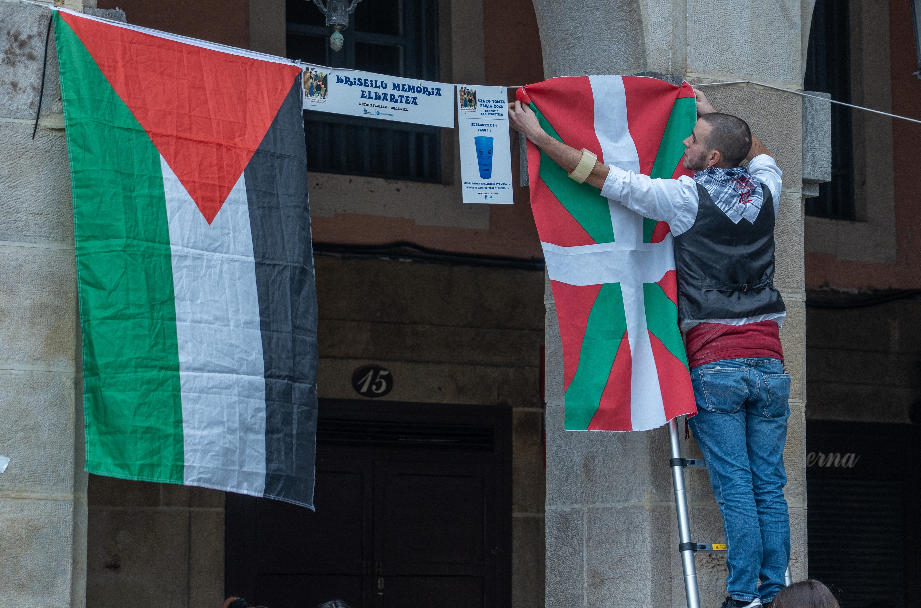 San Tomas azoka Donostian. ANDONI CANELLADA / FOKU