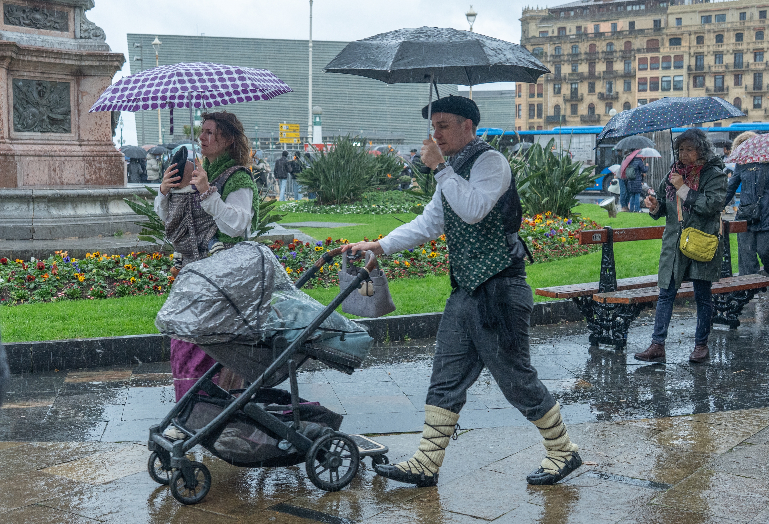 San Tomas azoka Donostian. ANDONI CANELLADA / FOKU