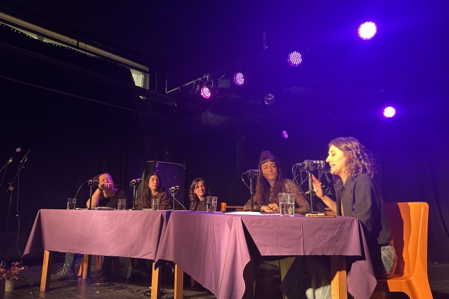 Astran egindako BERRIA FM podcastaren grabazioa, astelehenean. BERRIA