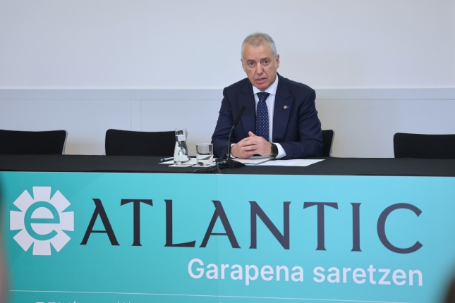 Eusko Jaurlaritza utzita, eAtlantic fundazioan ariko da Iñigo Urkullu lehendakari ohia. Iberdrola, Petronor, Kutxabank eta BBVAren babespean sortu da fundazioa. OSKARMATXIN EDESA / FOKU