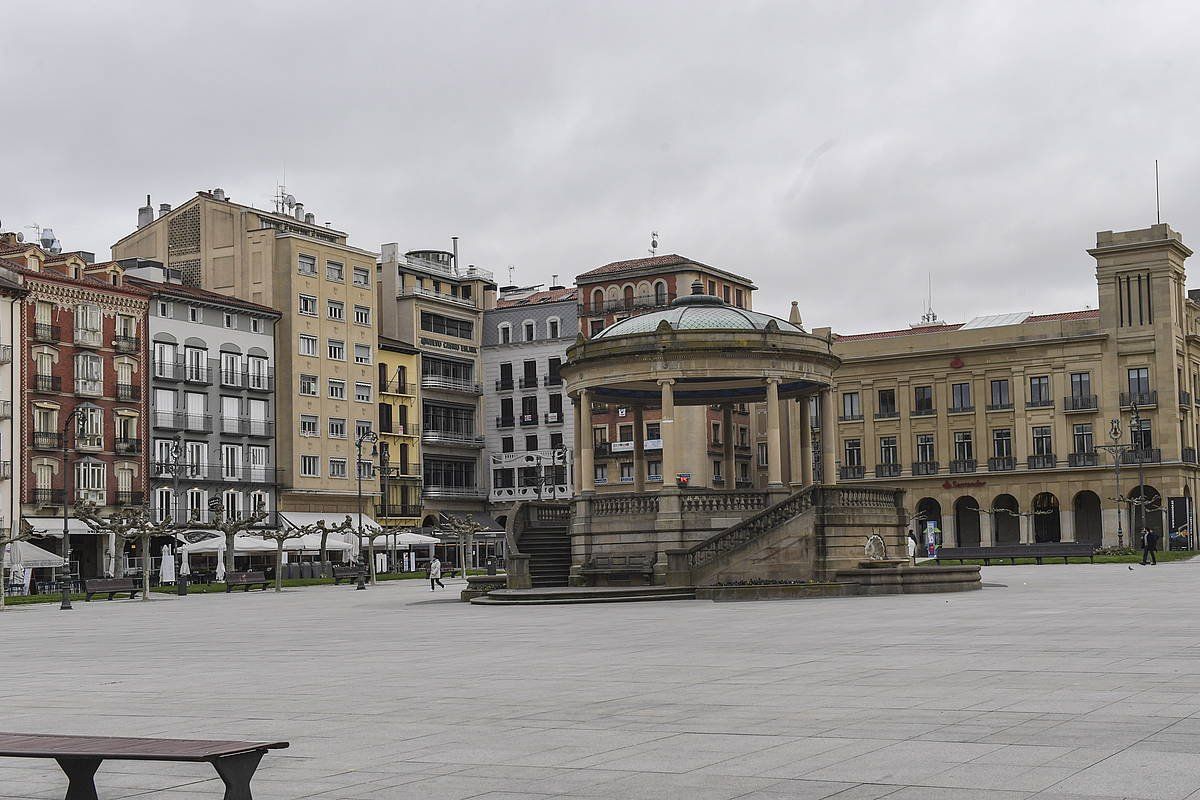 Iruñeko Gaztelu plaza, hutsik. IDOIA ZABALETA / FOKU