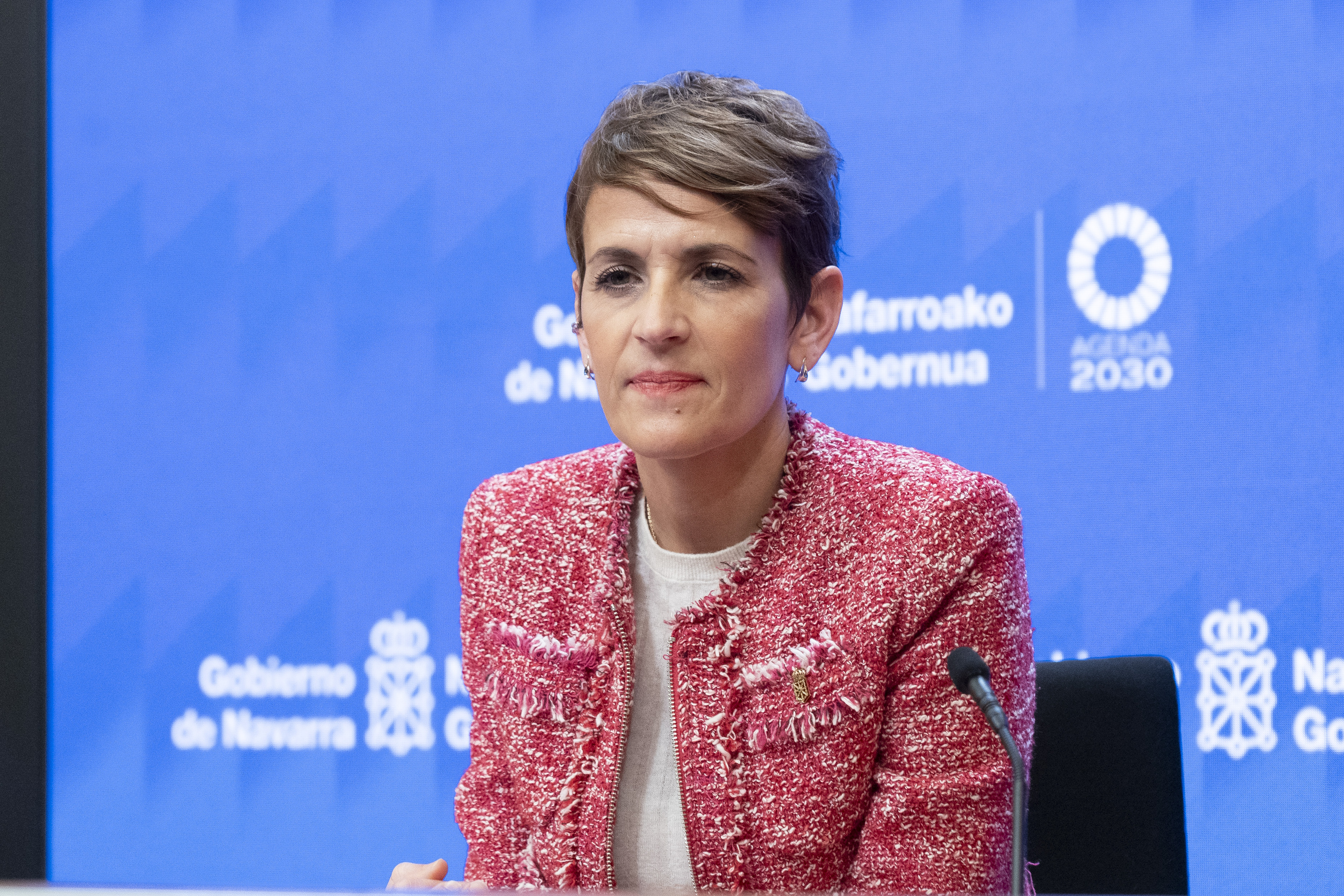 (ID_15660387) (Iñigo Uriz/@FOKU) 2026-01-08, Iruñea. Maria txibite lehendakariak Gobernu barruko moldaketaren eta ordezkoen berri...