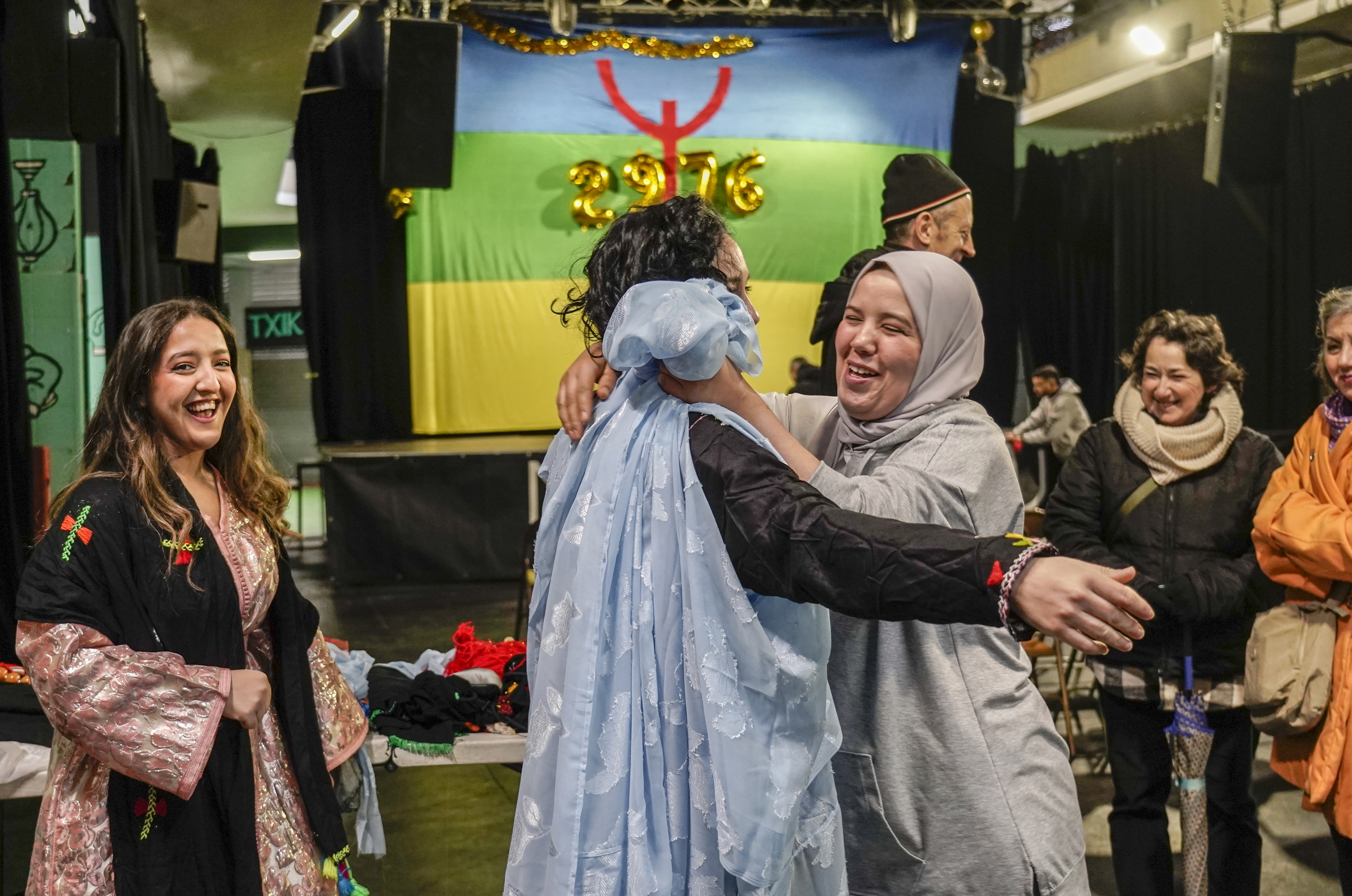 Gazte amazigak, 2976. urtearen etorrera ospatzen, gaur, Portugaleten. MARISOL RAMIREZ / FOKU