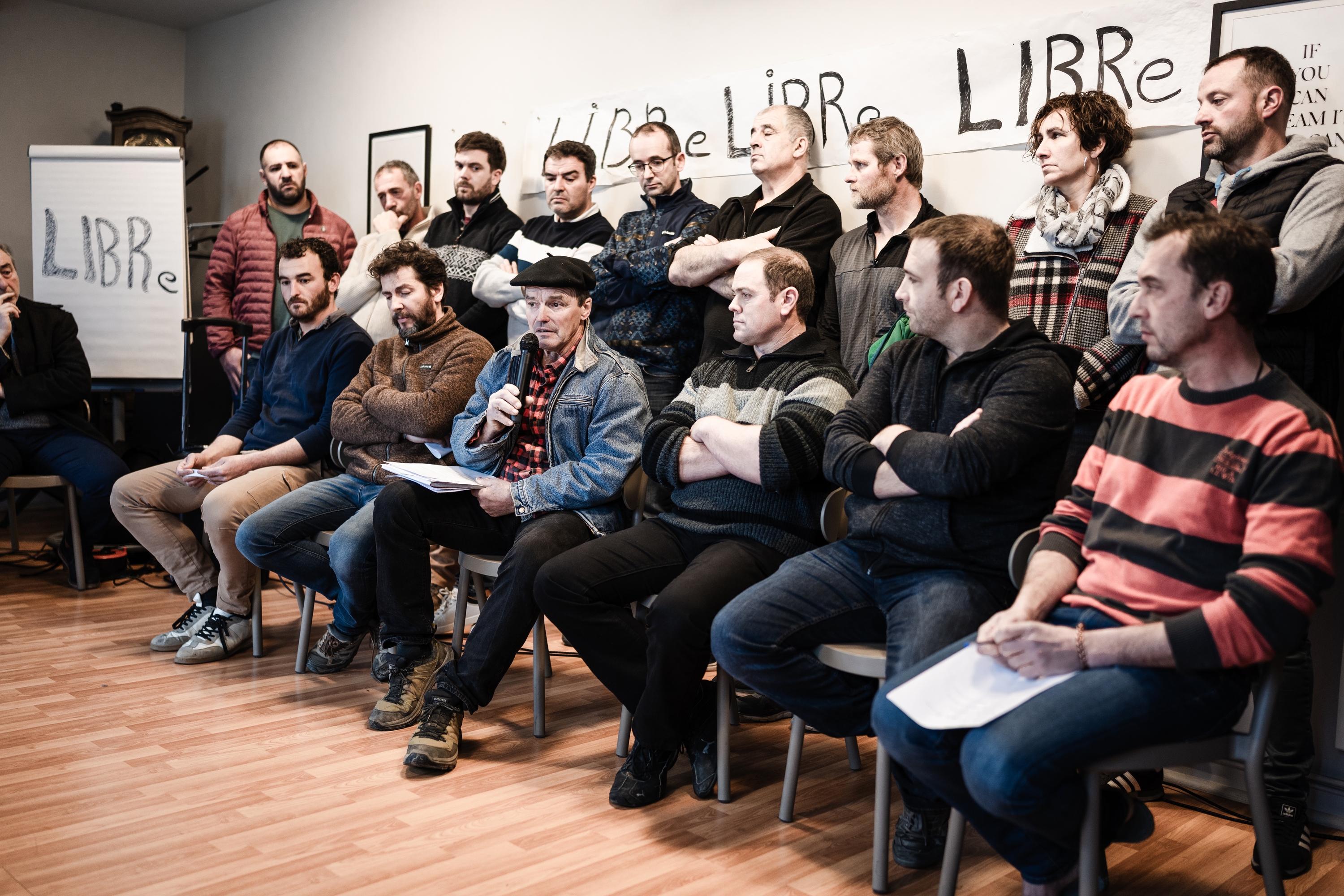 Libre kolektiboan elkartu diren laborarien agerraldia, Baionan. NAHIA GARAT