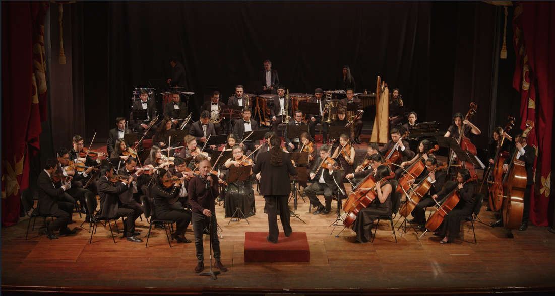 Joseba Gotzon musikaria, Chuquiago Marka Orkestra Sinfonikoarekin. JOSEBA GOTZON