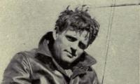 Jack London idazlea, 'Snark' izeneko bere itsasontzian.