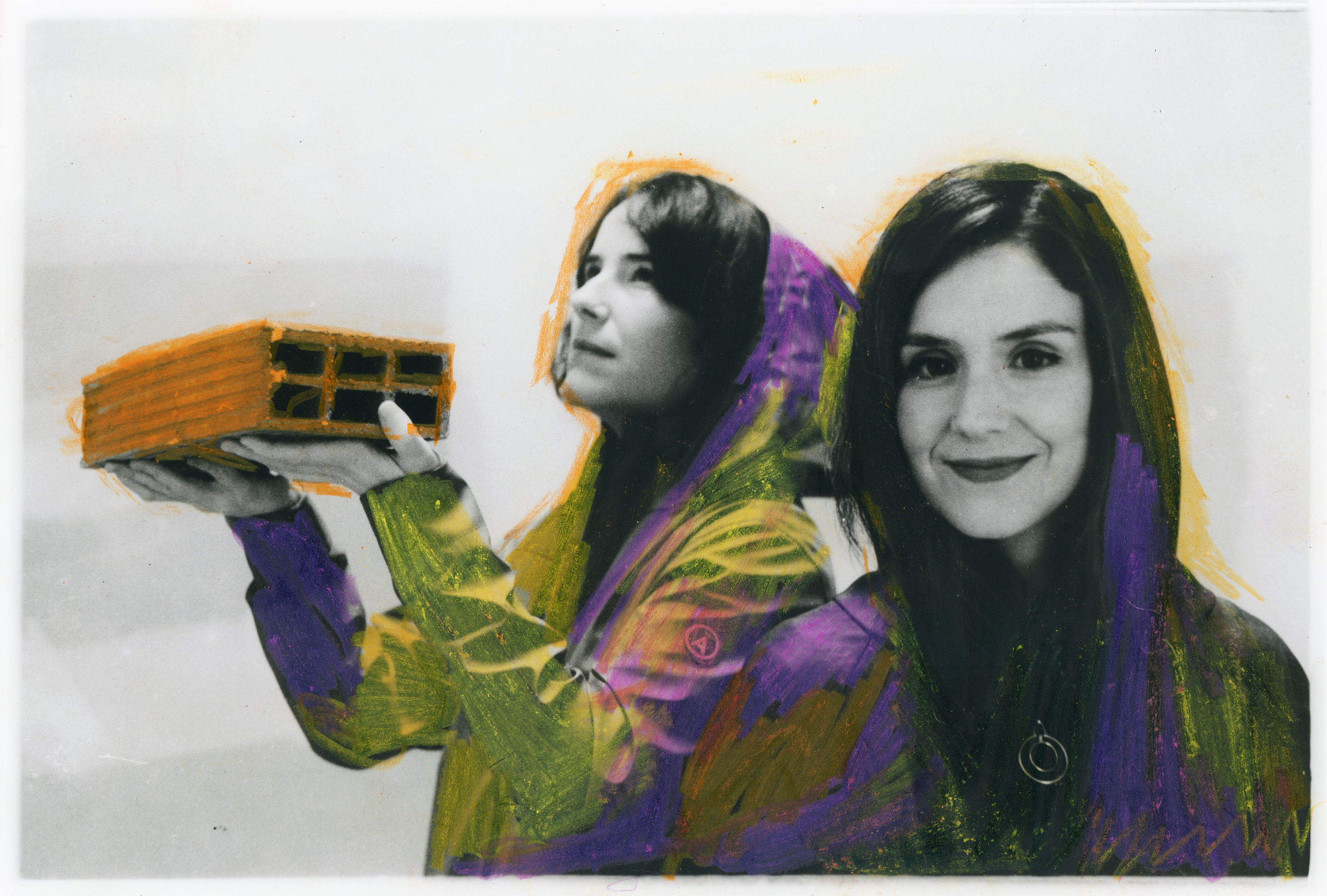 Olatz Salvador eta Alaia Martin, Nagore Legarretaren sormen lanean. NAGORE LEGARRETA