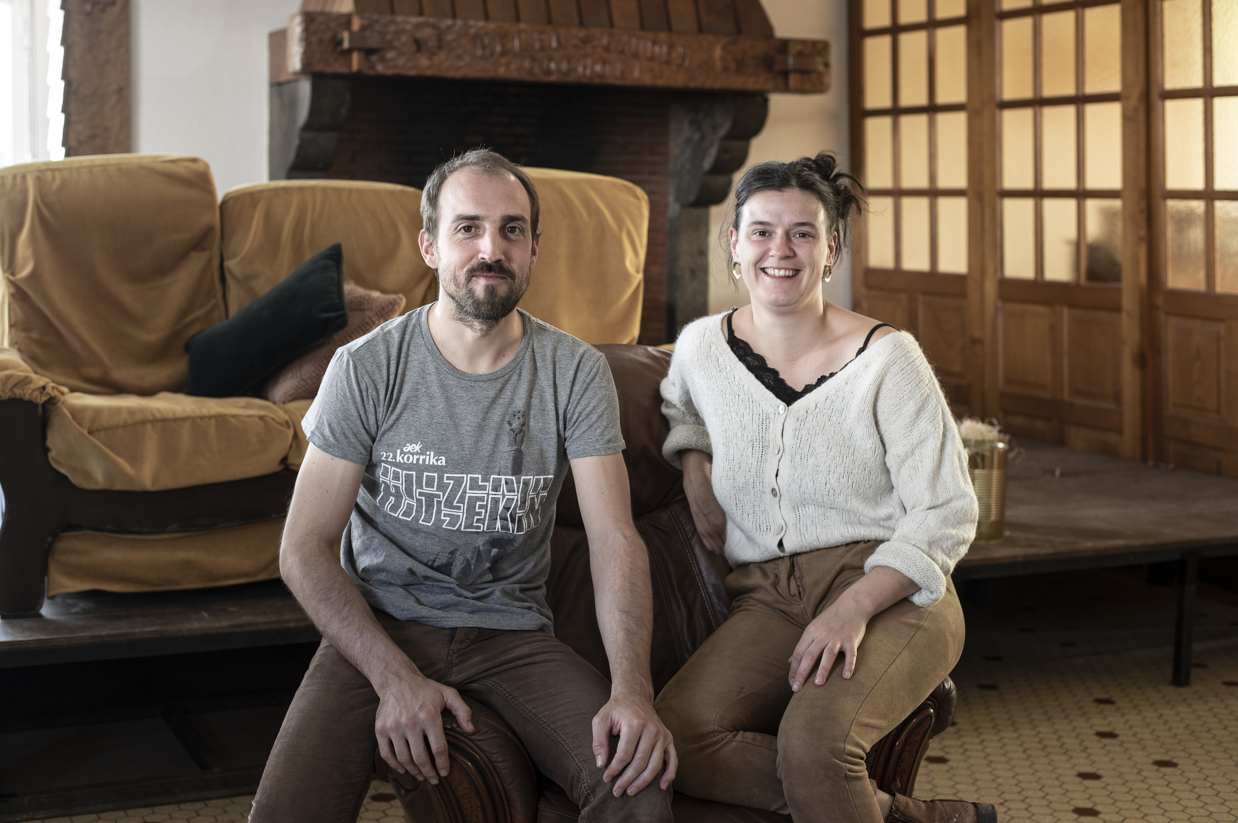 Espelleteniako kudeatzaileak, Jeremi Larrondo eta Maialen Karrikondo, Larzabalen. PATXI BELTZAIZ