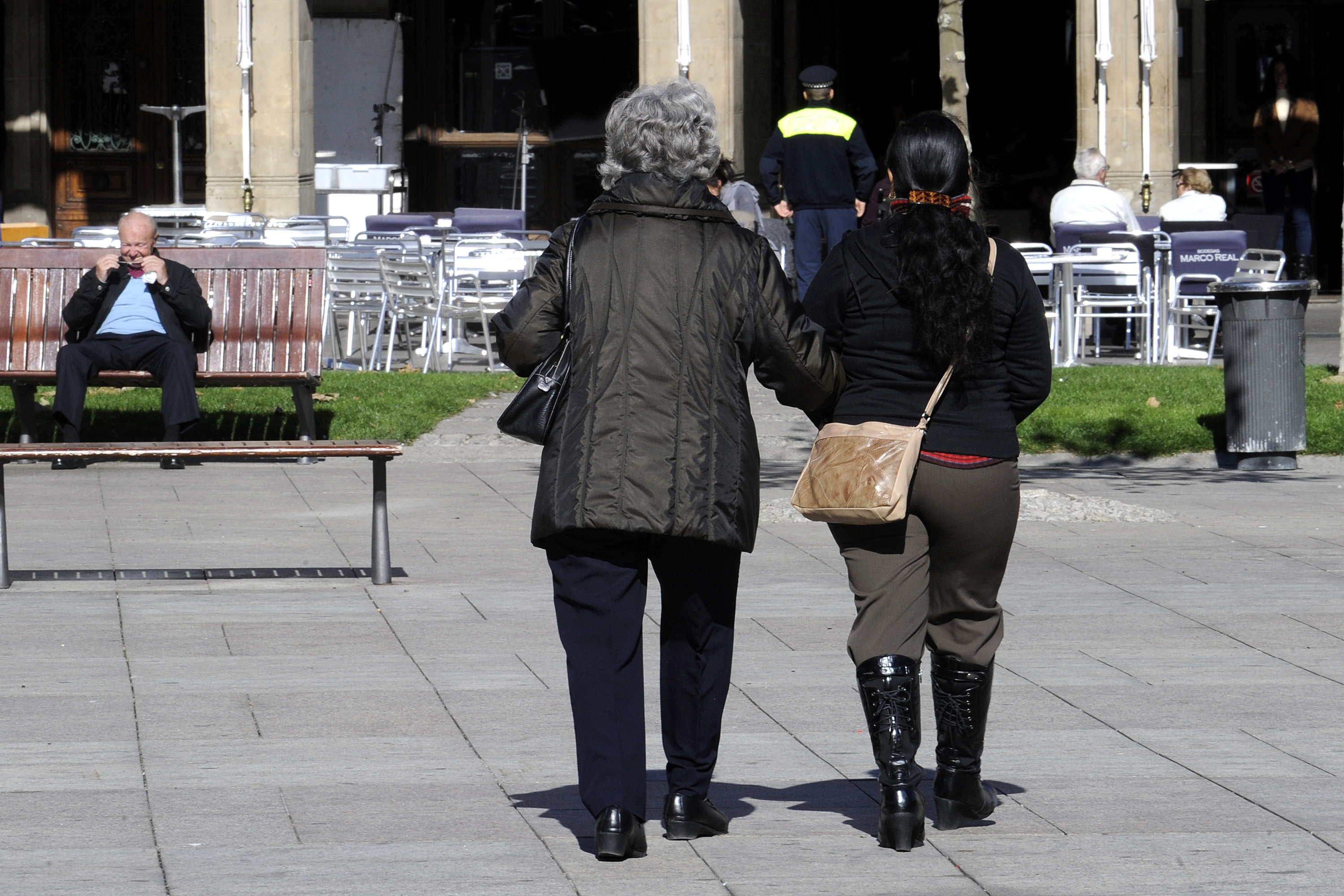 Isiltasuna apurtzeko ahotsak Isiltasuna apurtzeko ahotsak