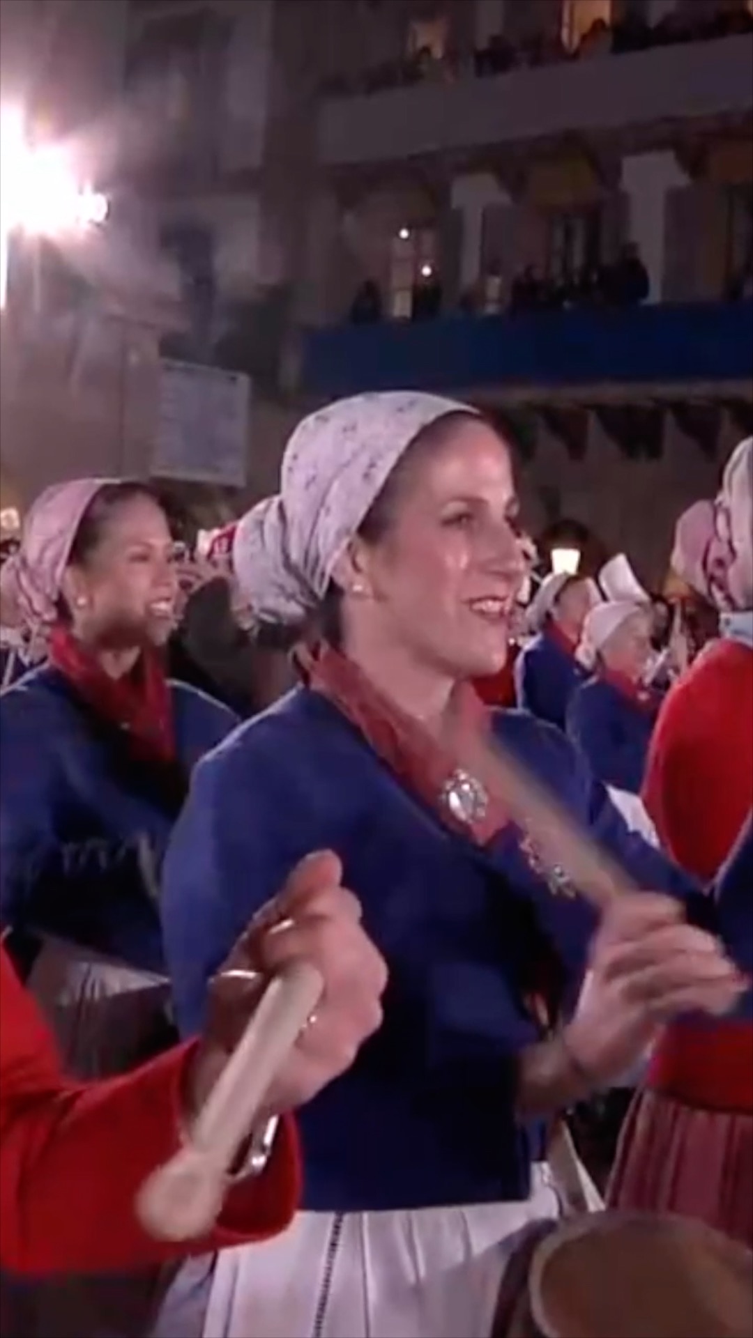 Danbor artean, «beti alai»