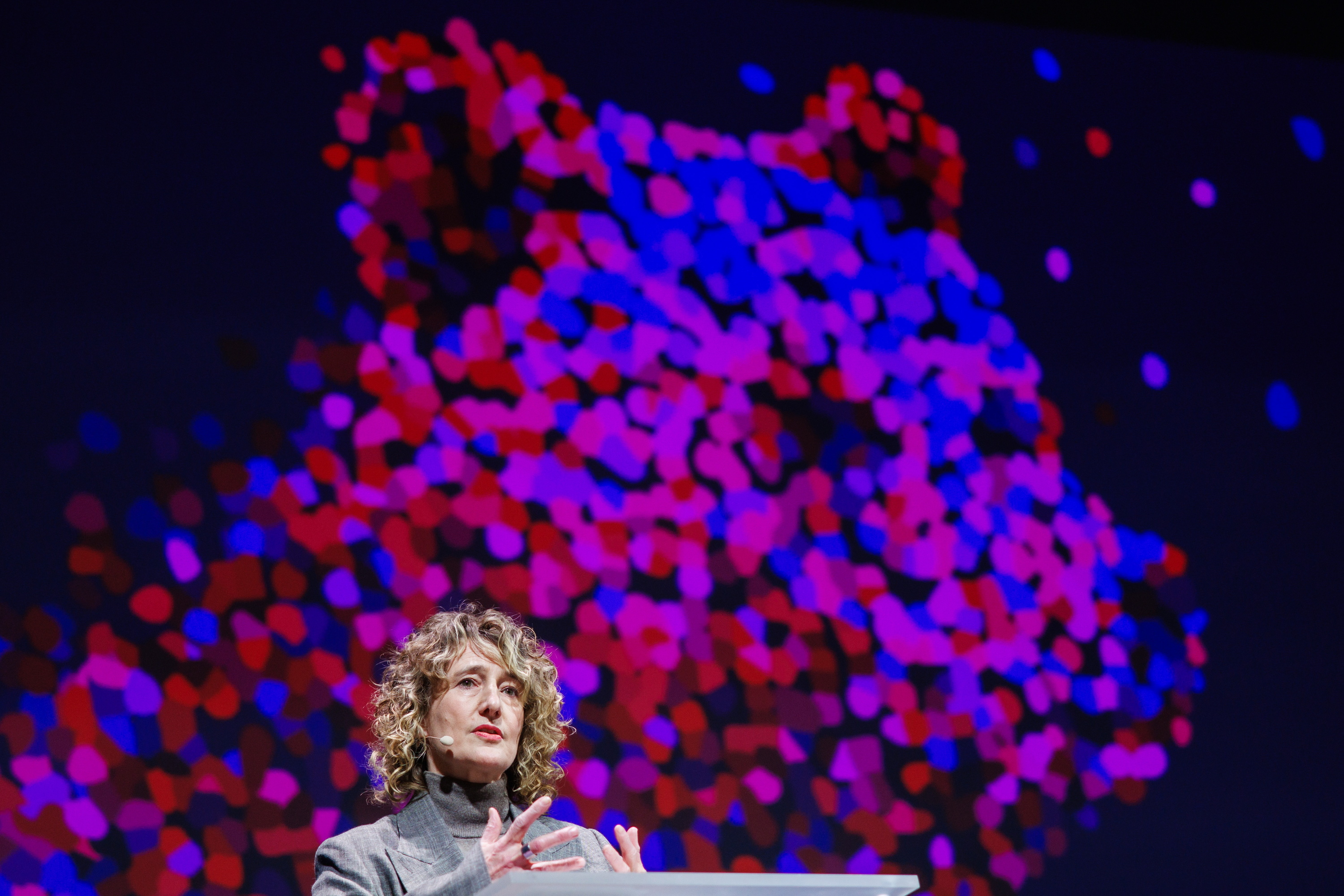 Tricia Tuttle Berlinale jaialdiko zuzendariak aletu du aurtengo programazioa. CLEMENS BILAN / EFE