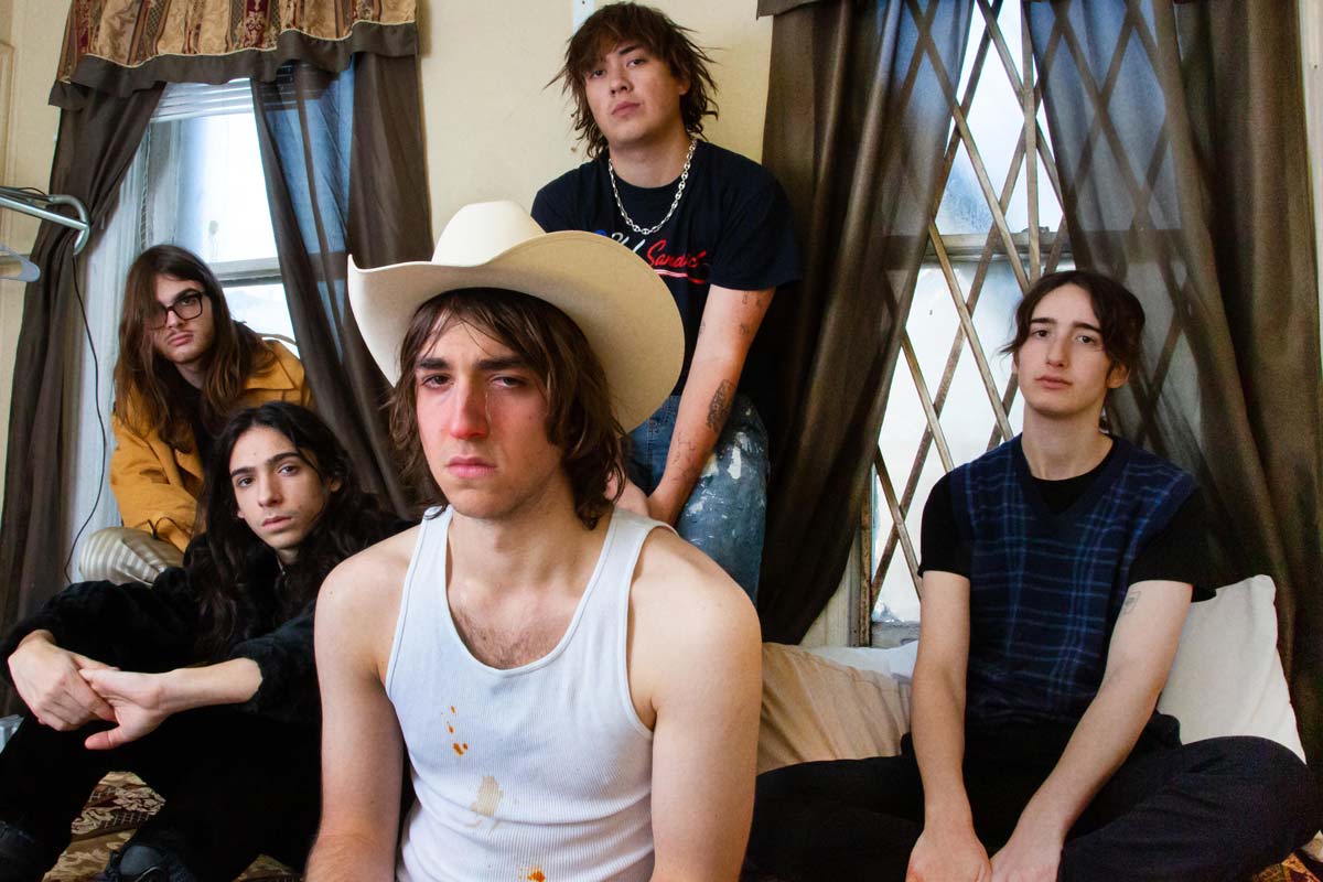 Geese taldea boskotea zenean. KYLE BERGER