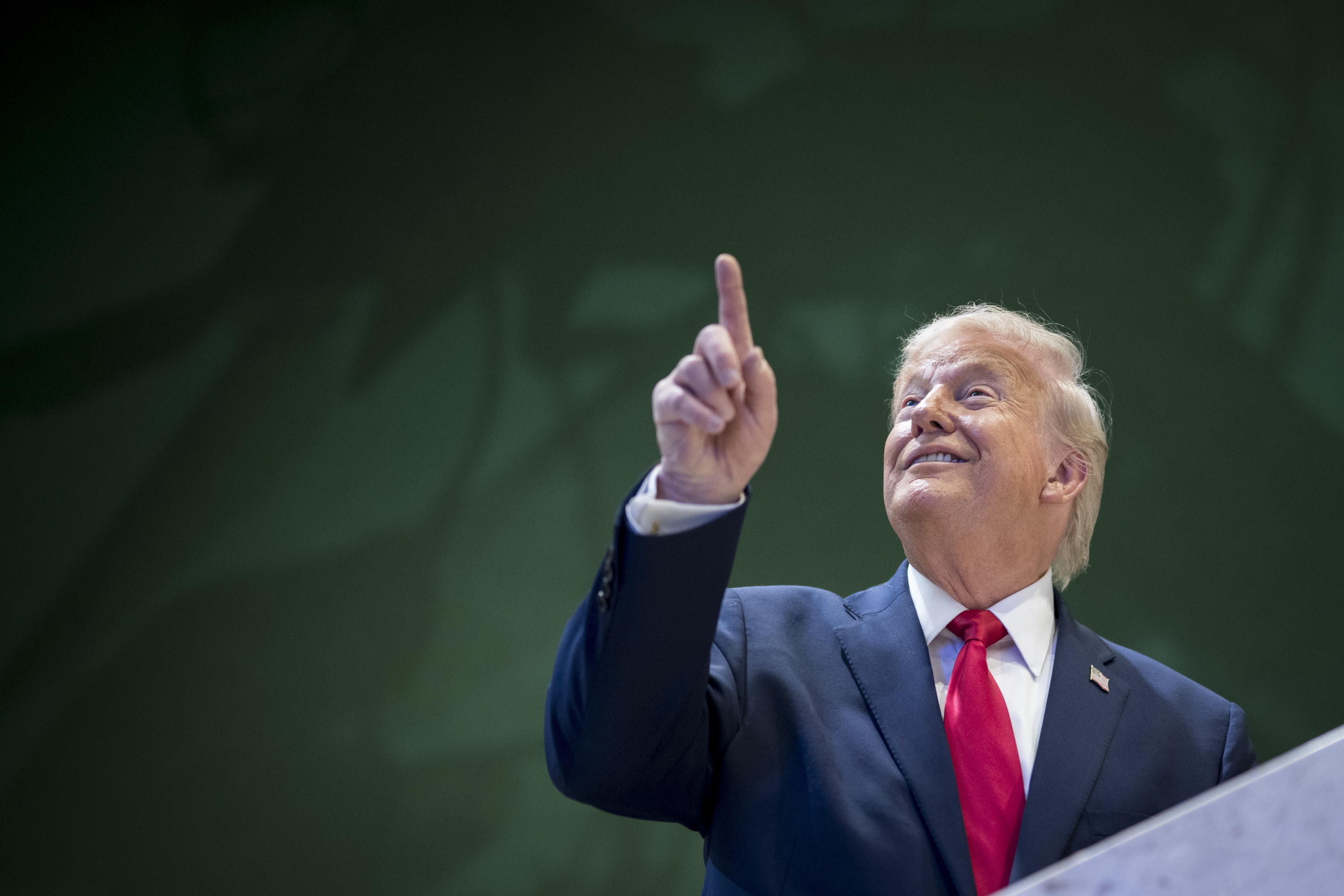 Trump Munduko Ekonomia Foroan hitzaldia ematen, gaur, Davosko foroan. GIAN EHRENZELLER / EFE