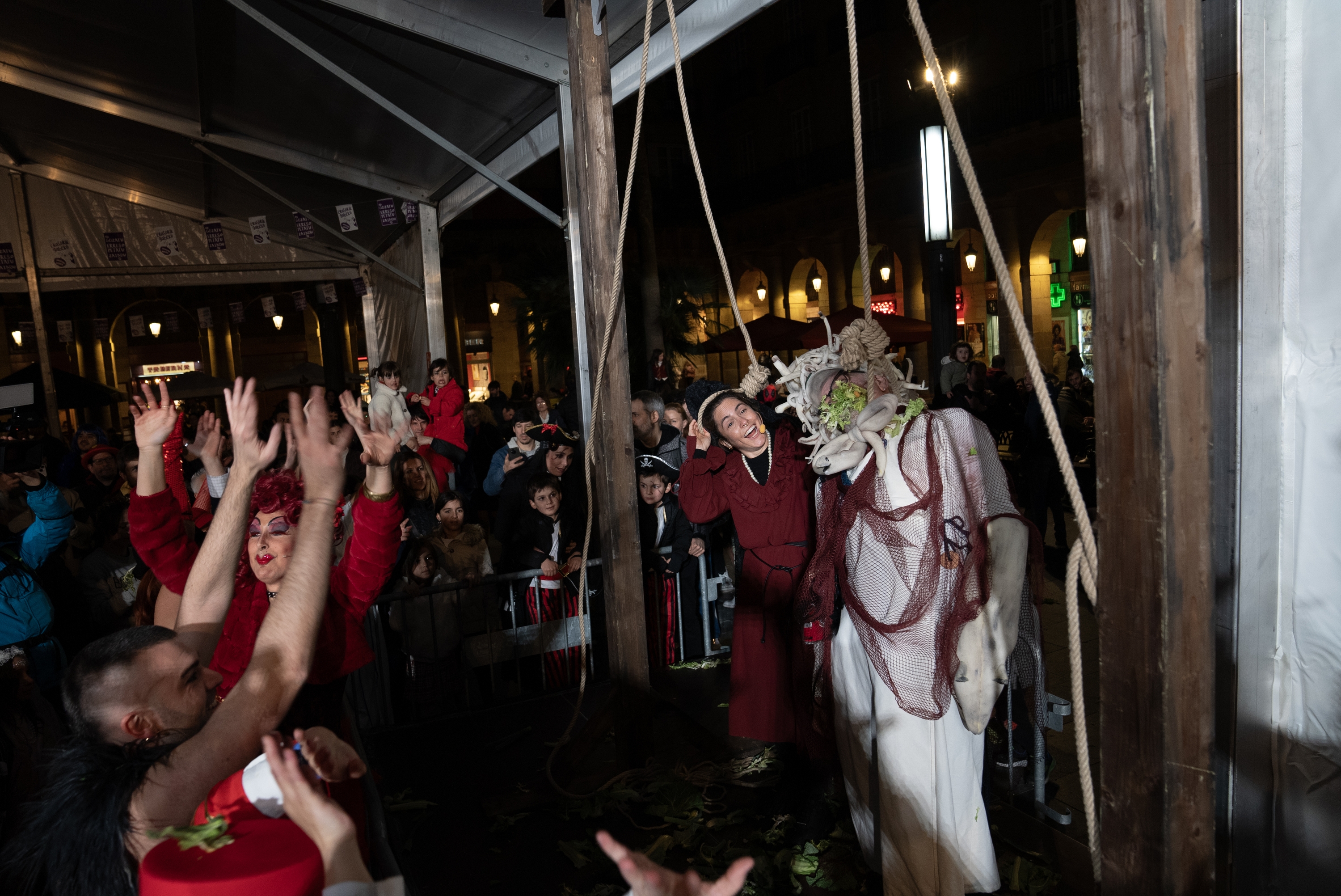 Farolin eta Zaranbolasen iazko epaiketa. BILBOKO KONPARTSAK