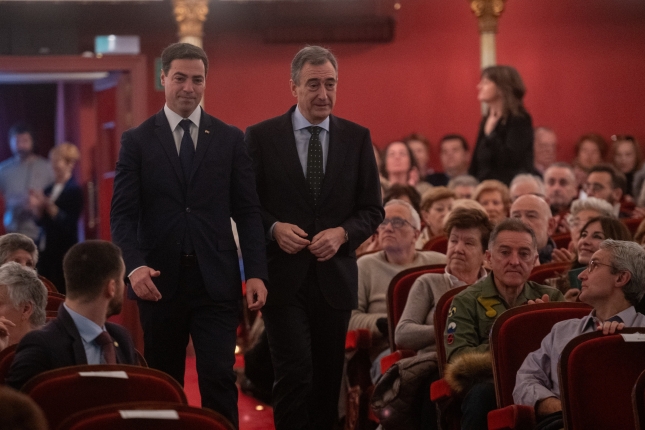 Pradales eta Esteban sariketara iristen, gaur. GORKA RUBIO / FOKU