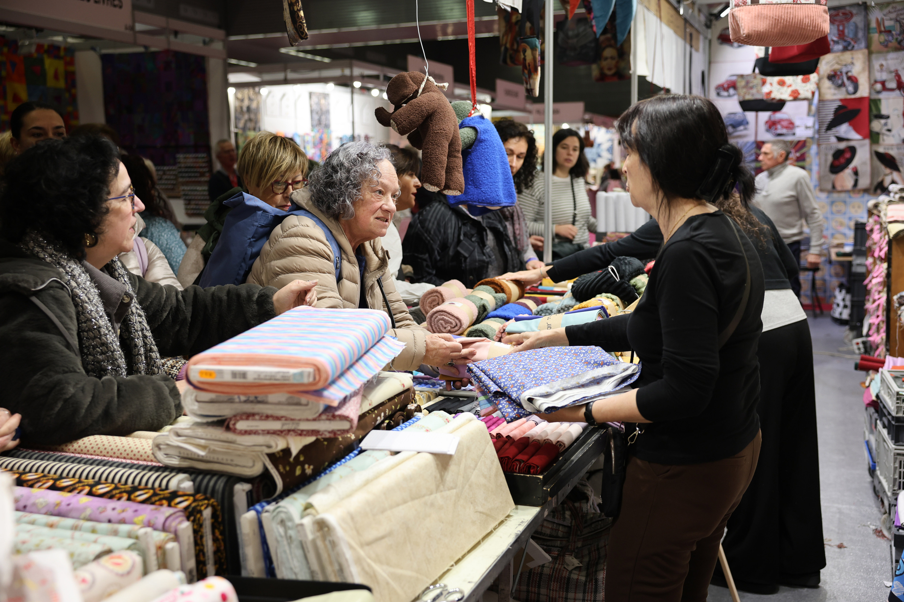 Tendencias Creativas eskulangintza azoka, Barakaldoko BECen. OSKAR MATXIN EDESA / FOKU