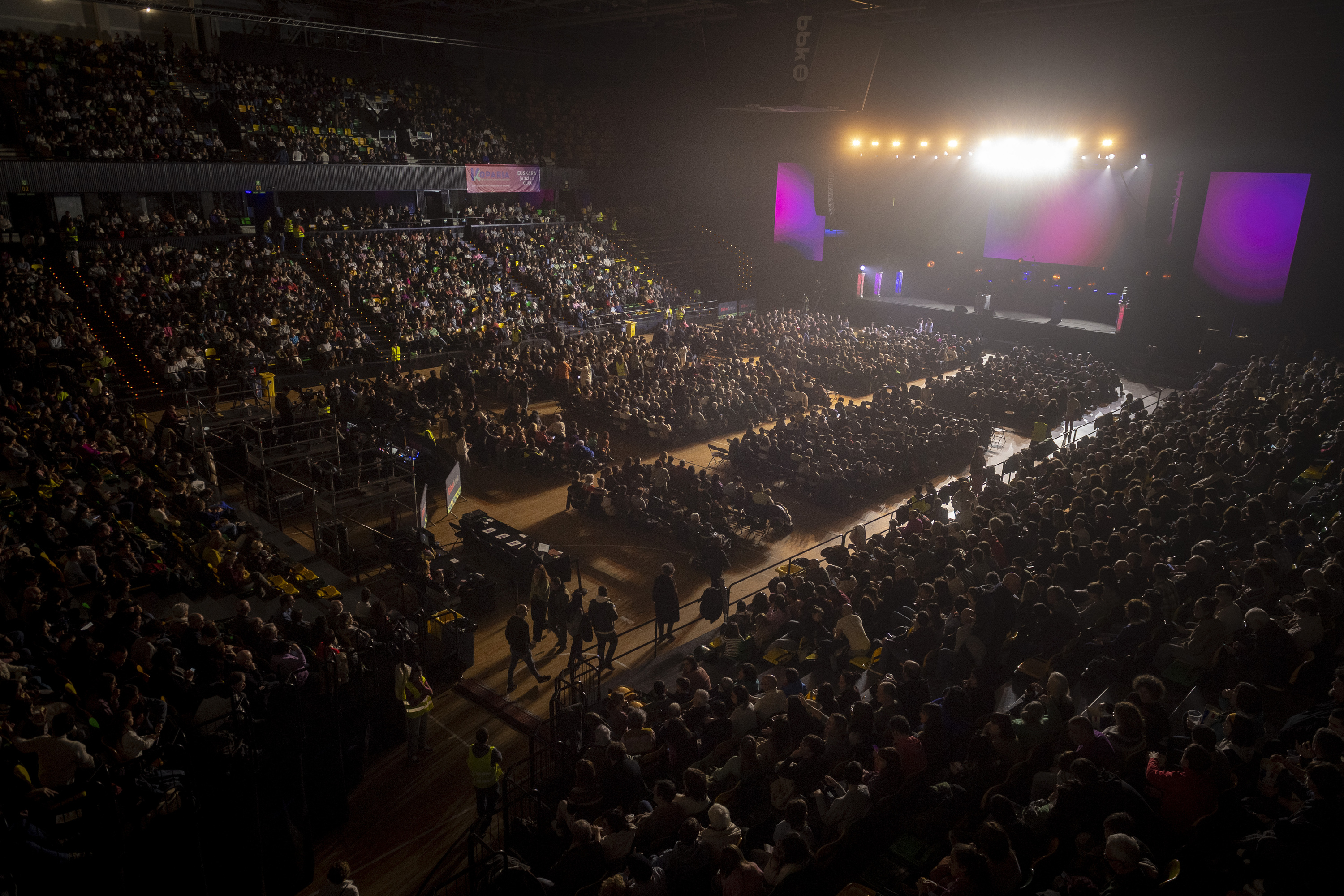 Kontseiluak iazko abenduan Bilbo Arenan antolatutako Pizkundea ekitaldiko irudi bat. JAIZKI FONTANEDA / FOKU