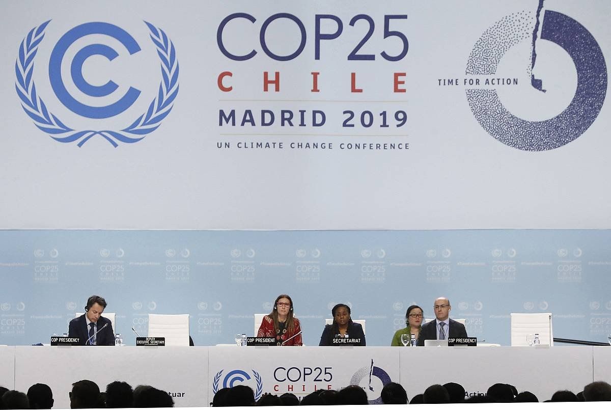 Madriolen egindako COP25aren irudi bat, batzarra zuzentzen Txileko lehendakaritza mahaian dagoela. EFE