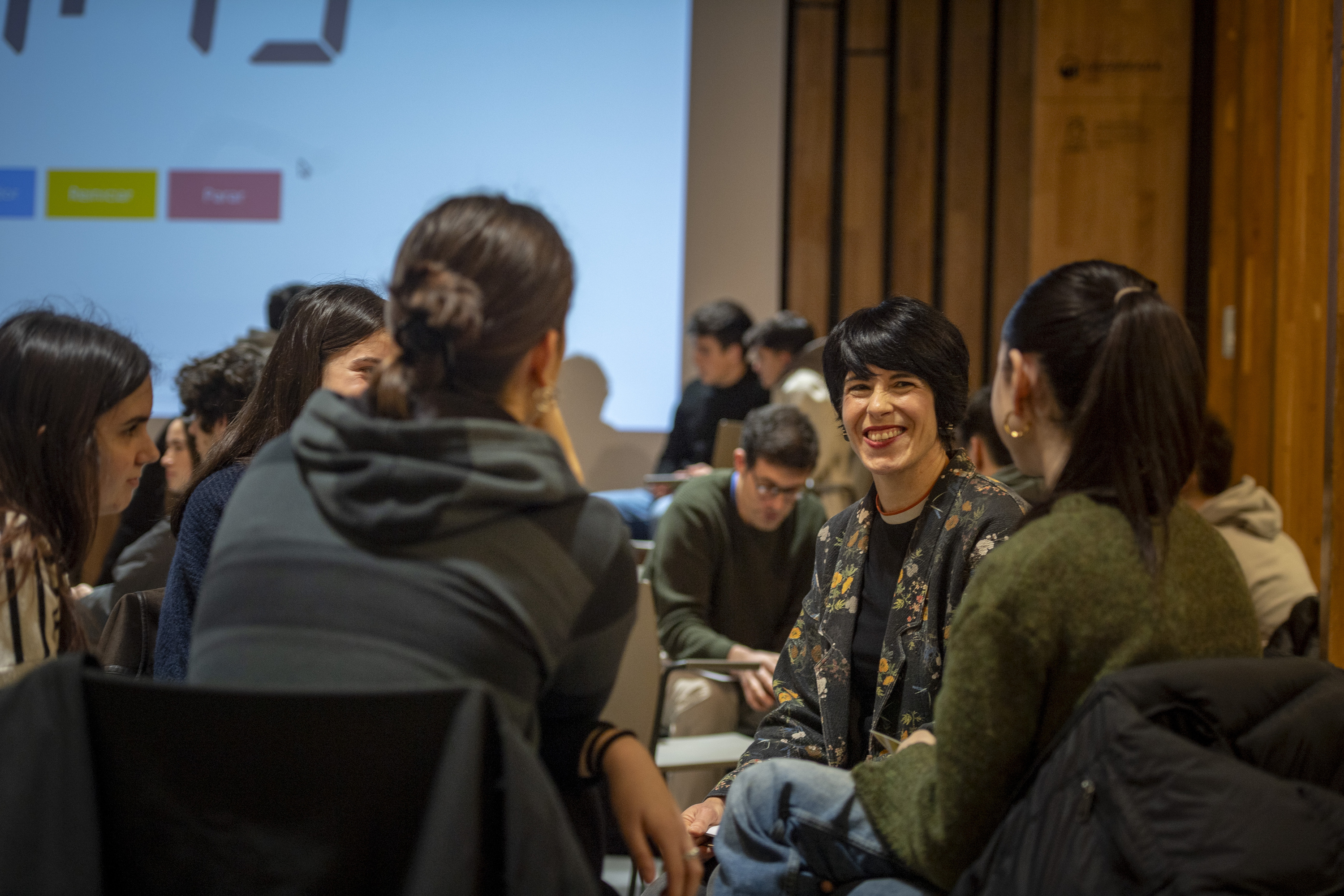 Amaia Munarriz hizkuntzalaria, Elhuyarren zientzia azokan, herenegun. JAIZKI FONTANEDA / FOKU