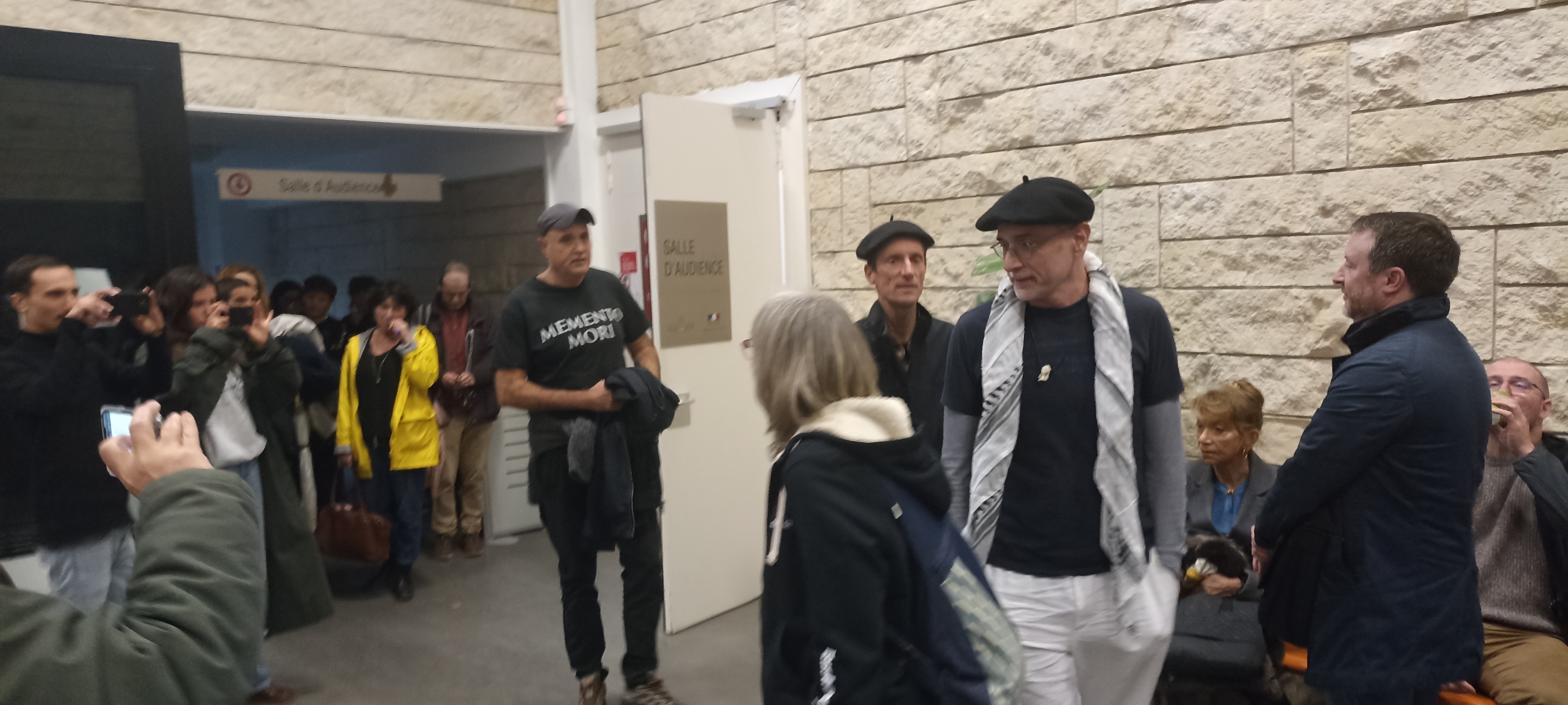 Ekintzaileak, gaur, Baionako auzitegian. BERRIA