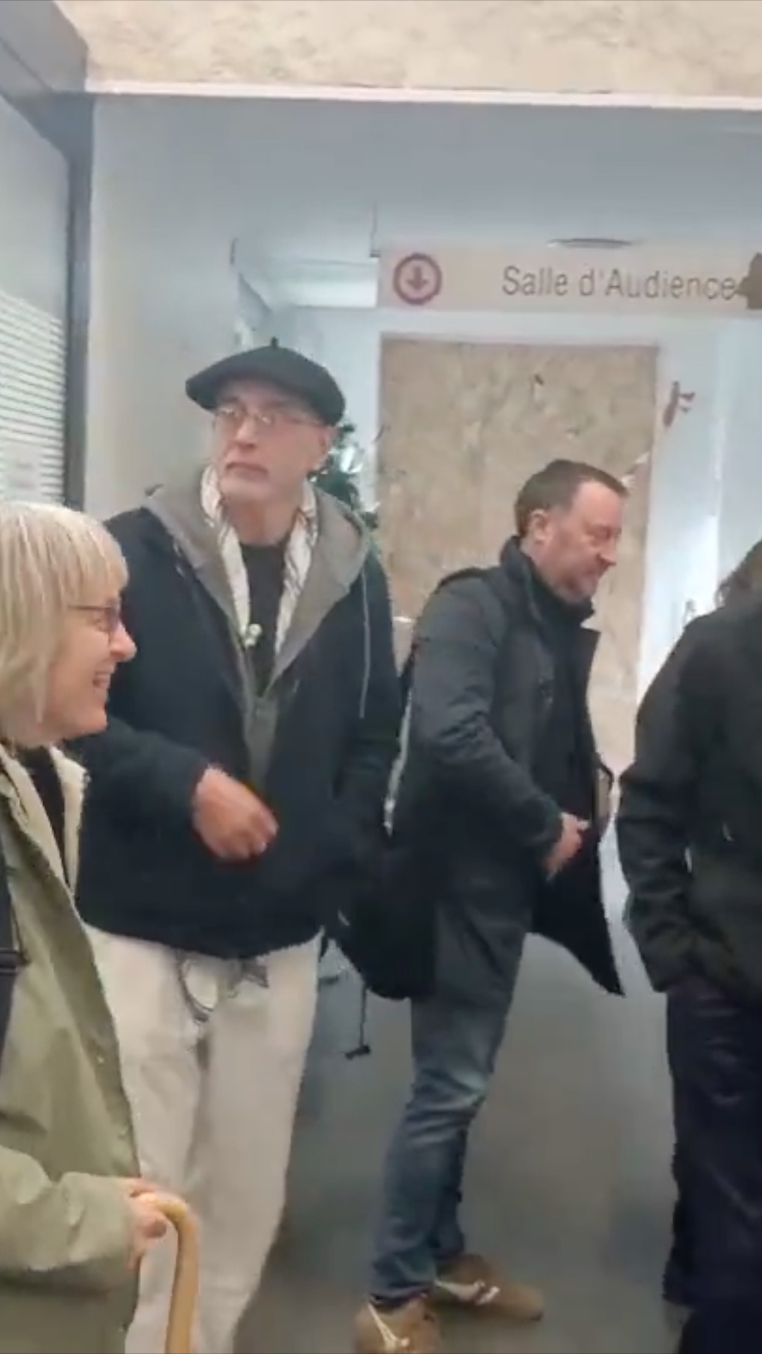 Auzitegian euskaraz deklaratzeko eskubidea ukatu diete, beste behin, EHEko lau kideri Baionan