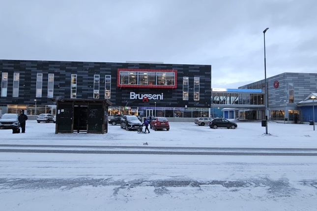Nuukeko Brugseni supermerkatua. ORIOL BÄBLER MATA