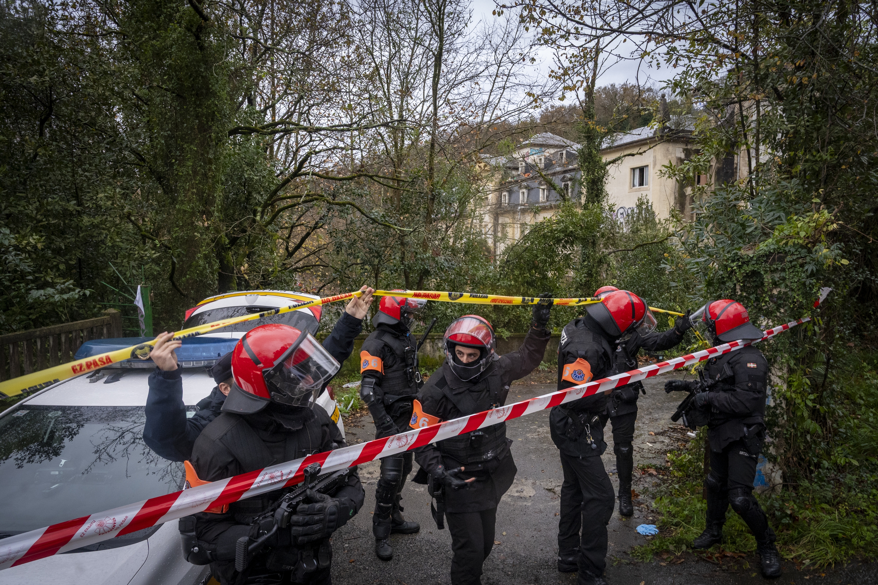 Ertzaintza, artxiboko irudi batean. GORKA RUBIO / FOKU