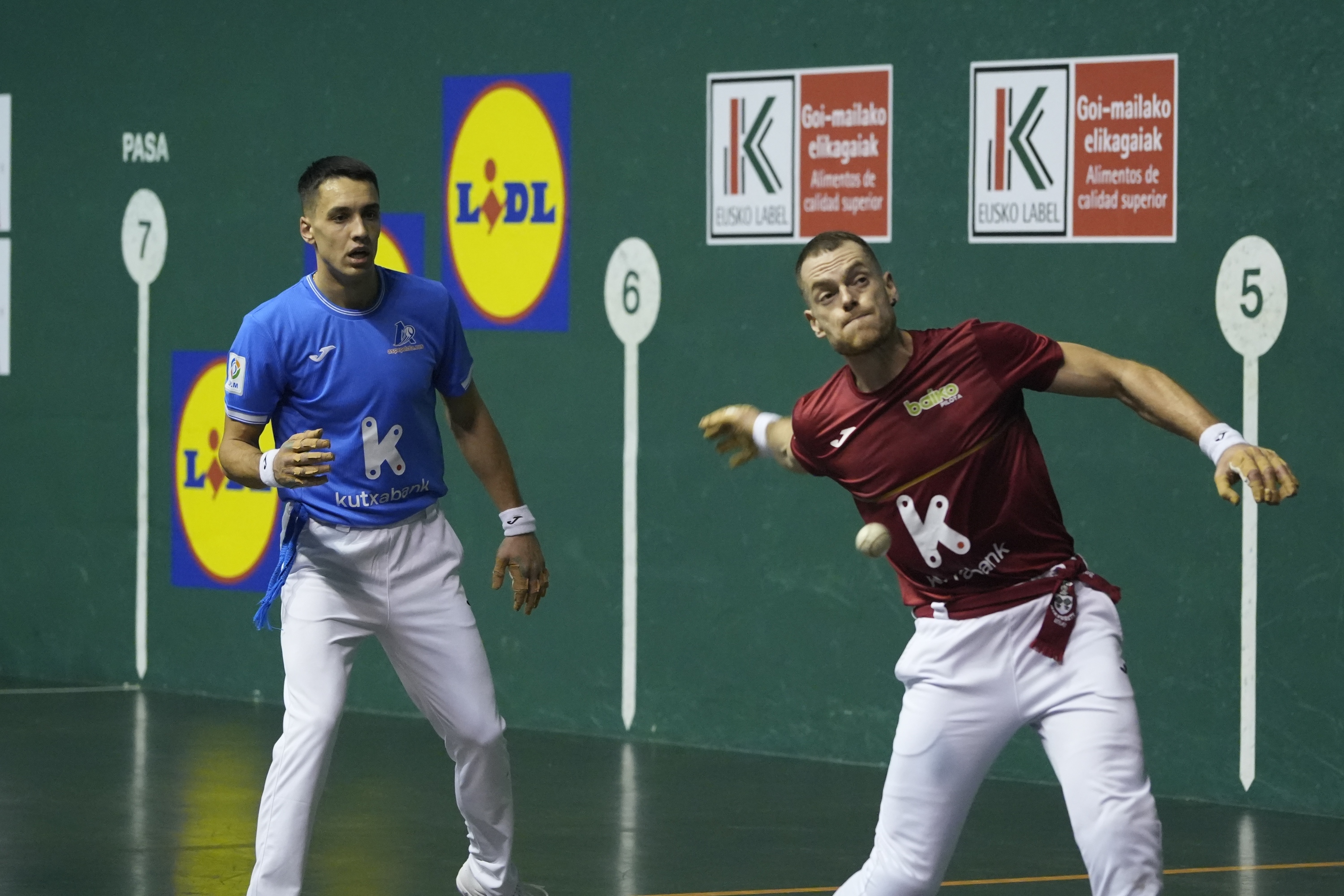 Zabala eta Laso lehian. JAGOBA MANTEROLA / FOKU