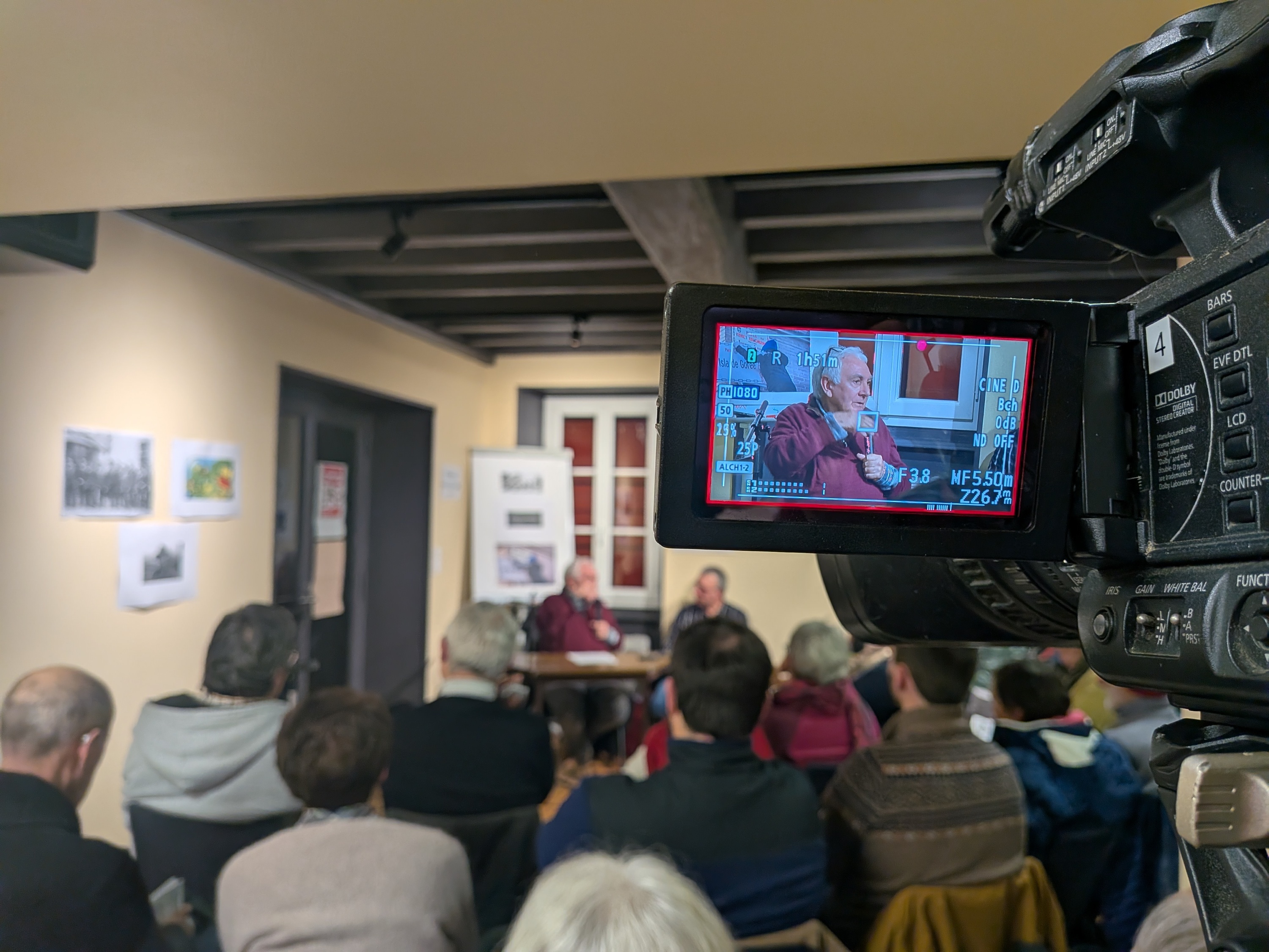 Joseba Sarrionandiaren hitzaldia Otsail Ostegunak zikloaren karietara, Donapaleun, otsailaren 5ean. HITZA