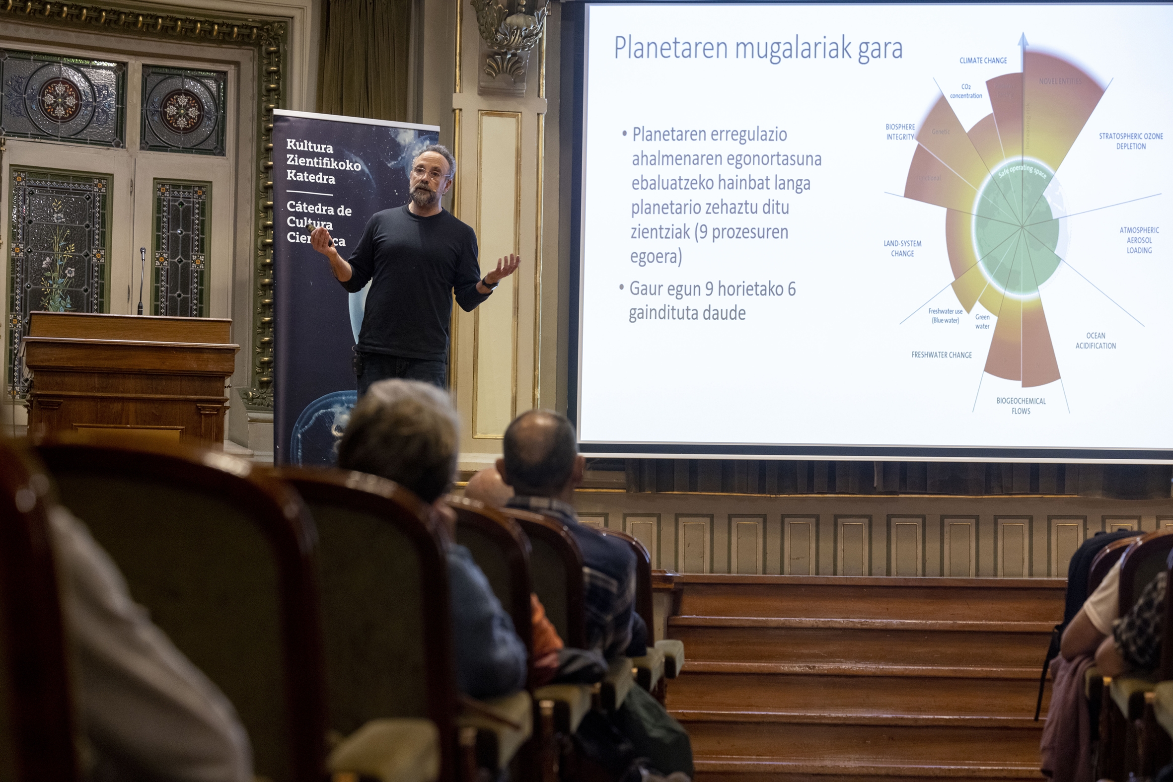 Darwinen egunean antolatutako hitzaldiak, 2024an. EUSKAL HERRIKO UNIBERTSITATEKO KULTURA ZIENTIFIKOKO KATEDRA