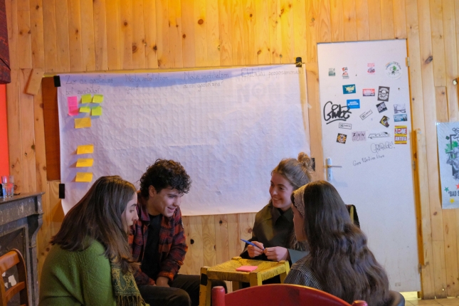 Pitxu Gaztetxeko kideek Zinka ostatua arra hartu dute.