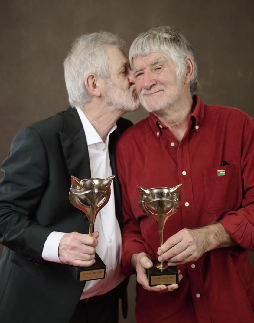 Jose Ramon Soroiz eta Kandido Uranga Feroz sariekin Jose Ramon Soroiz eta Kandido Uranga Feroz sariekin