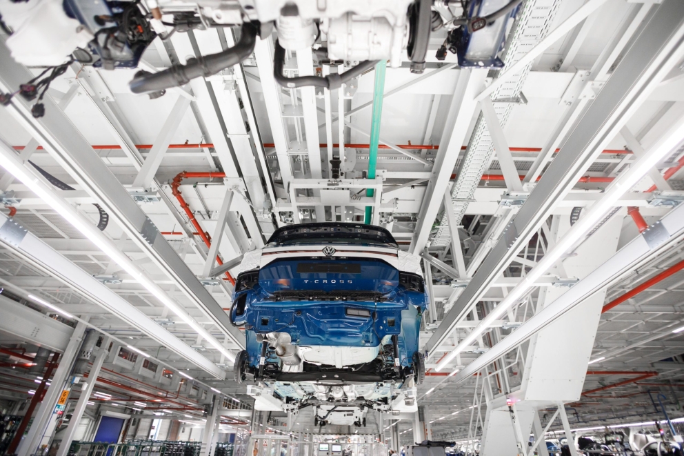 Landabenen, auto bat ekoizten. NAFARROAKO VOLKSWAGEN