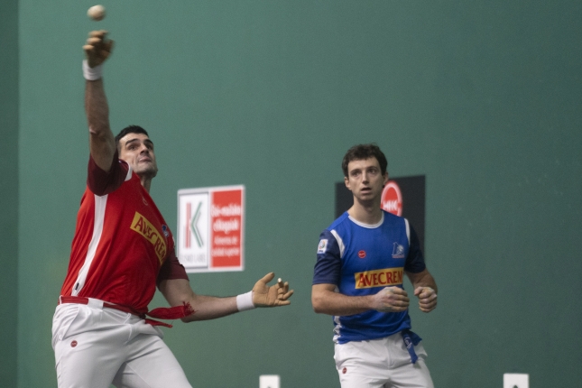 (ID_14496504) (Jagoba Manterola/@FOKU) 2024-12-07, Iruñea. Pilota, Binakakoa: Ezkurdia-Rezusta eta Peio Etxeberria-Martija