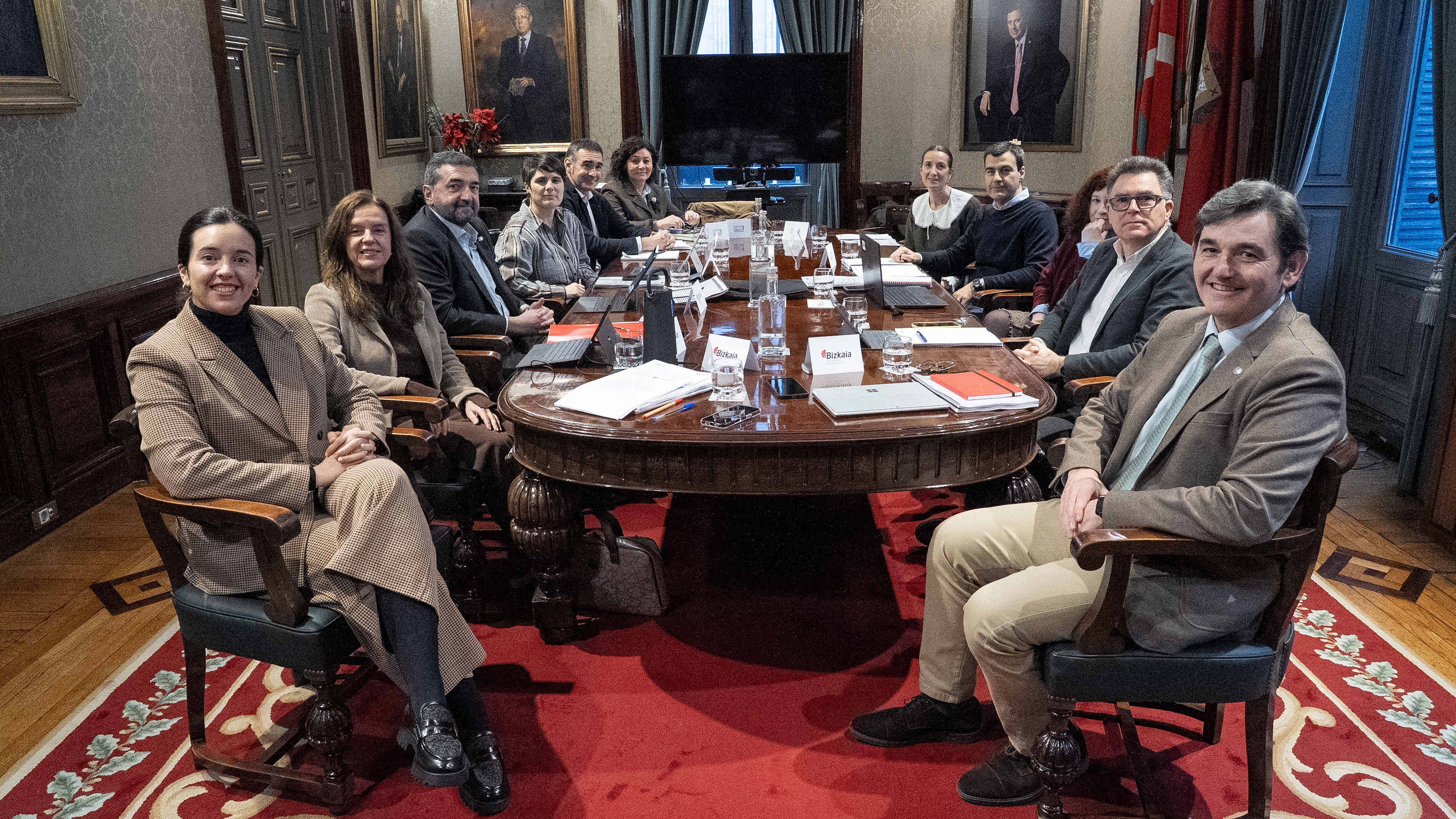 Bizkaiko Finantzen Lurralde Kontseiluaren bilkura, gaur, Bilboko Foru Jauregian. BERRIA