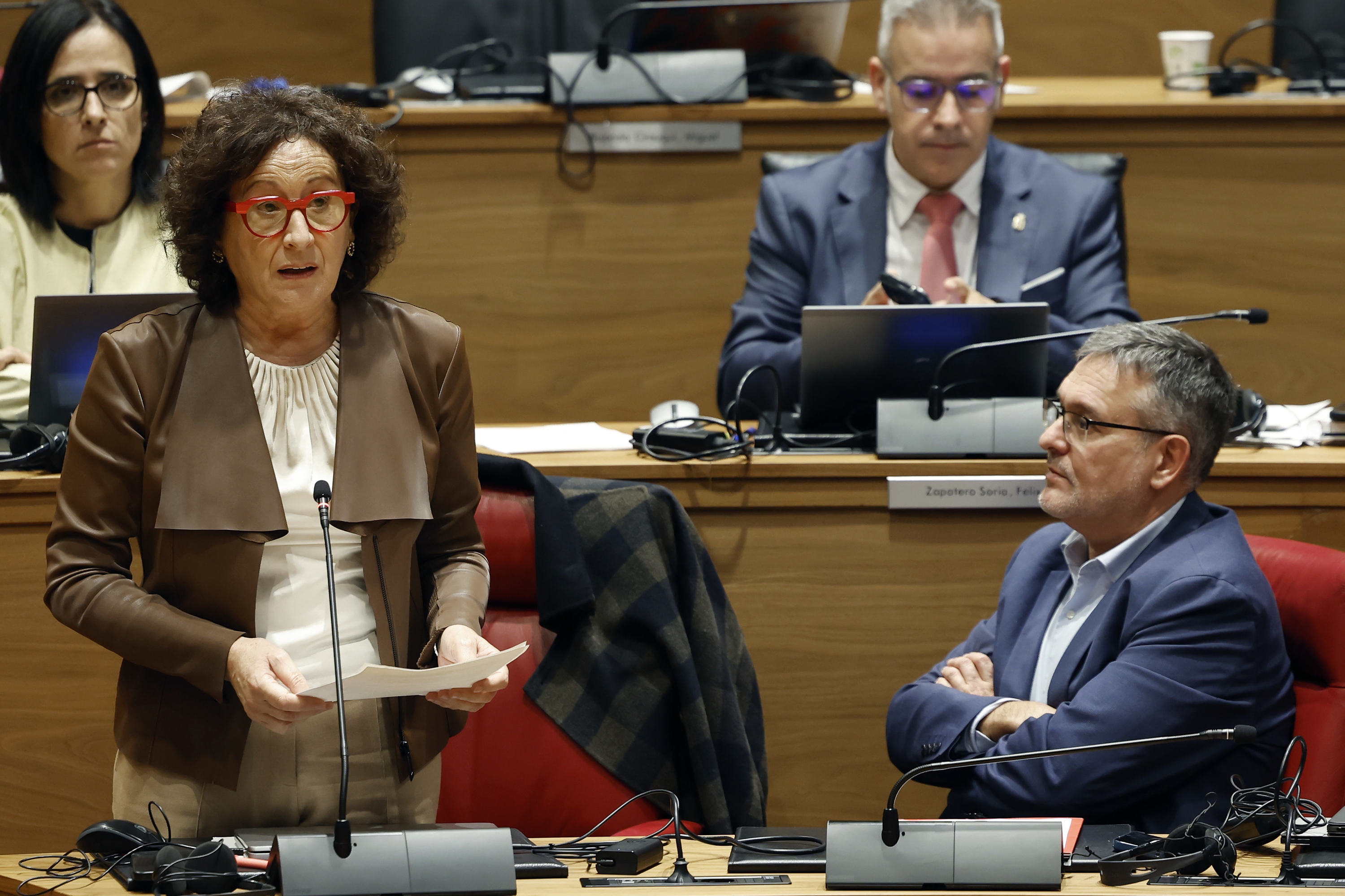 Carmen Maeztu Nafarroako Gobernuko Eskubide Sozialen eta Enplegu kontseilaria, Nafarroako Parlamentuan. JESUS DIGES / EFE