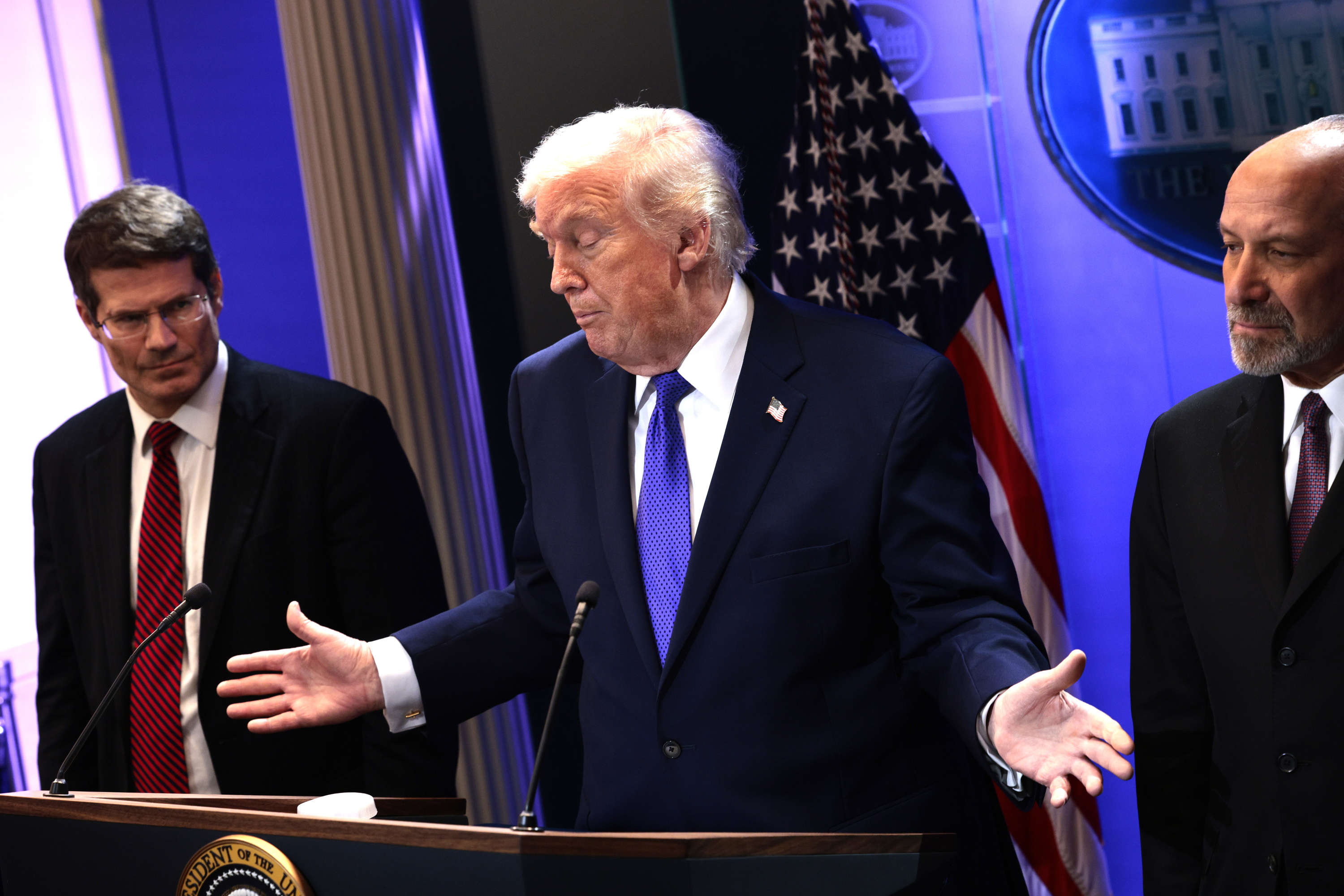 Donald Trump Auzitegi Gorenaren epazpena baloratzeko eginiko agerraldian. SHAWN THEW