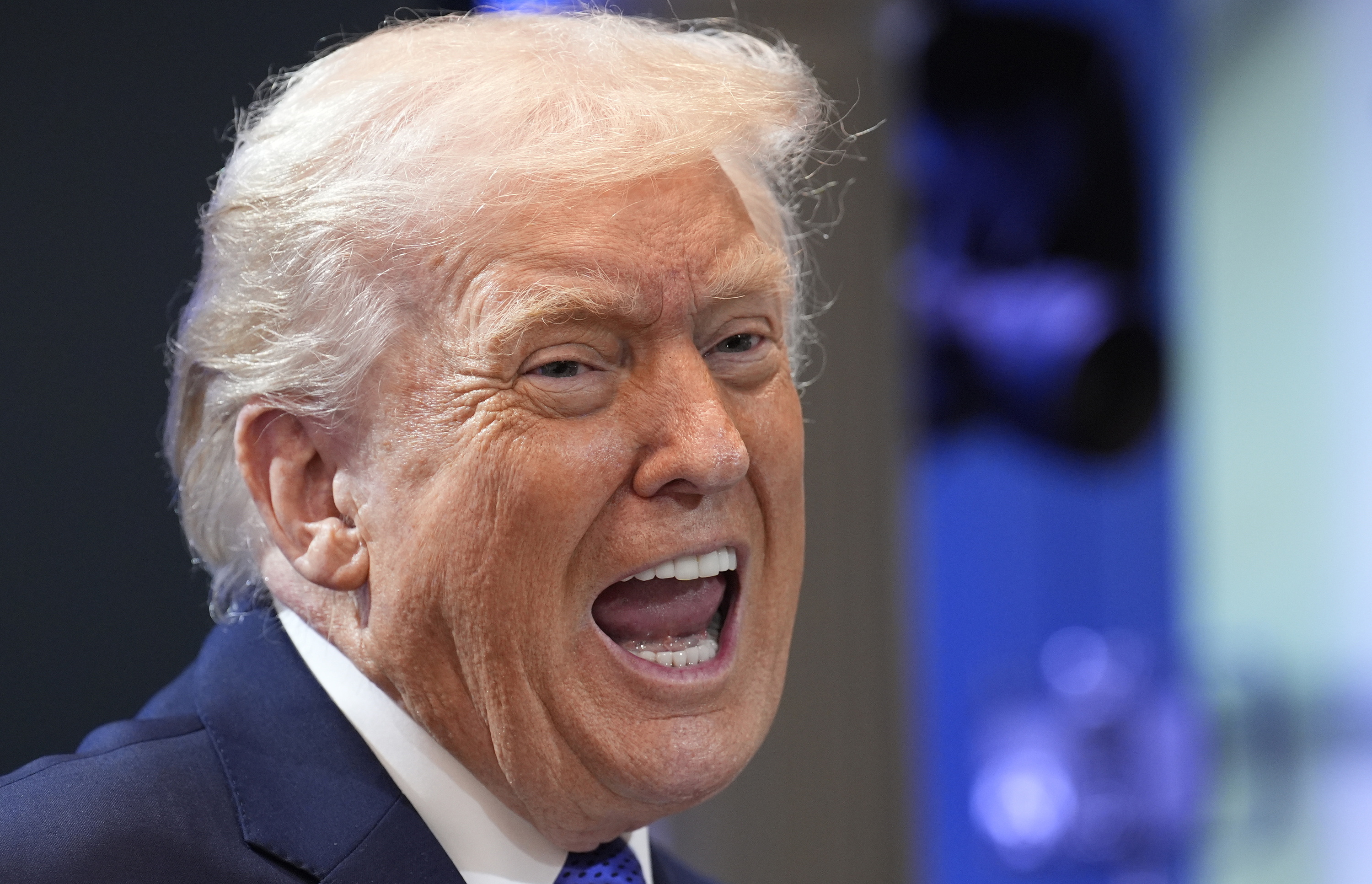 Donald Trump, atzo, agerraldi batean. YURI GRIPAS / EFE