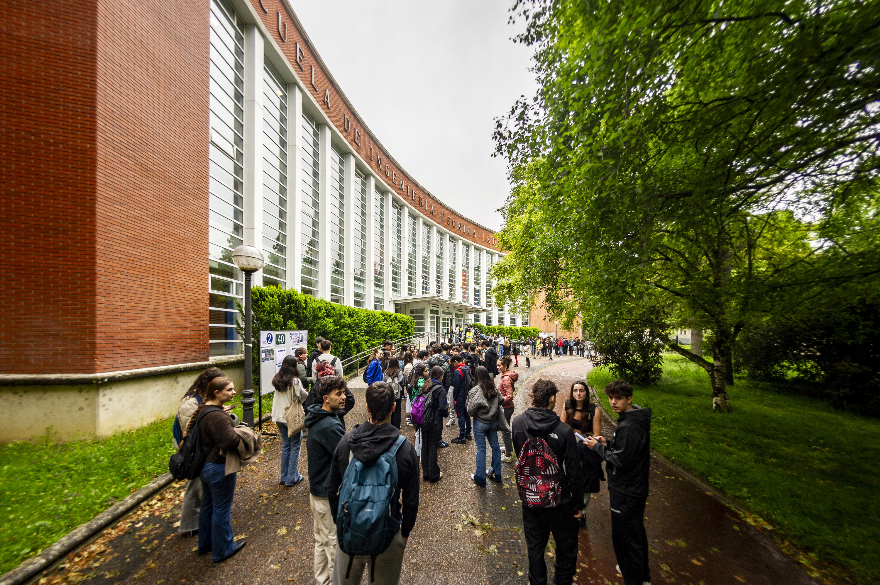 Ikasle gazteak, Gasteizen. JAIZKI FONTANEDA / FOKU