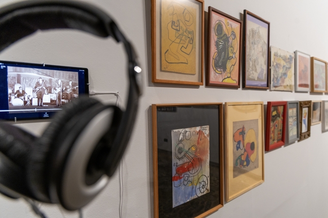 (ID_15833277) (maialen andres/@FOKU) 2026-02-24, Donostia. \'Artistak ez du bisitarik nahi\' izeneko erakusketa ireki dute Donostia...