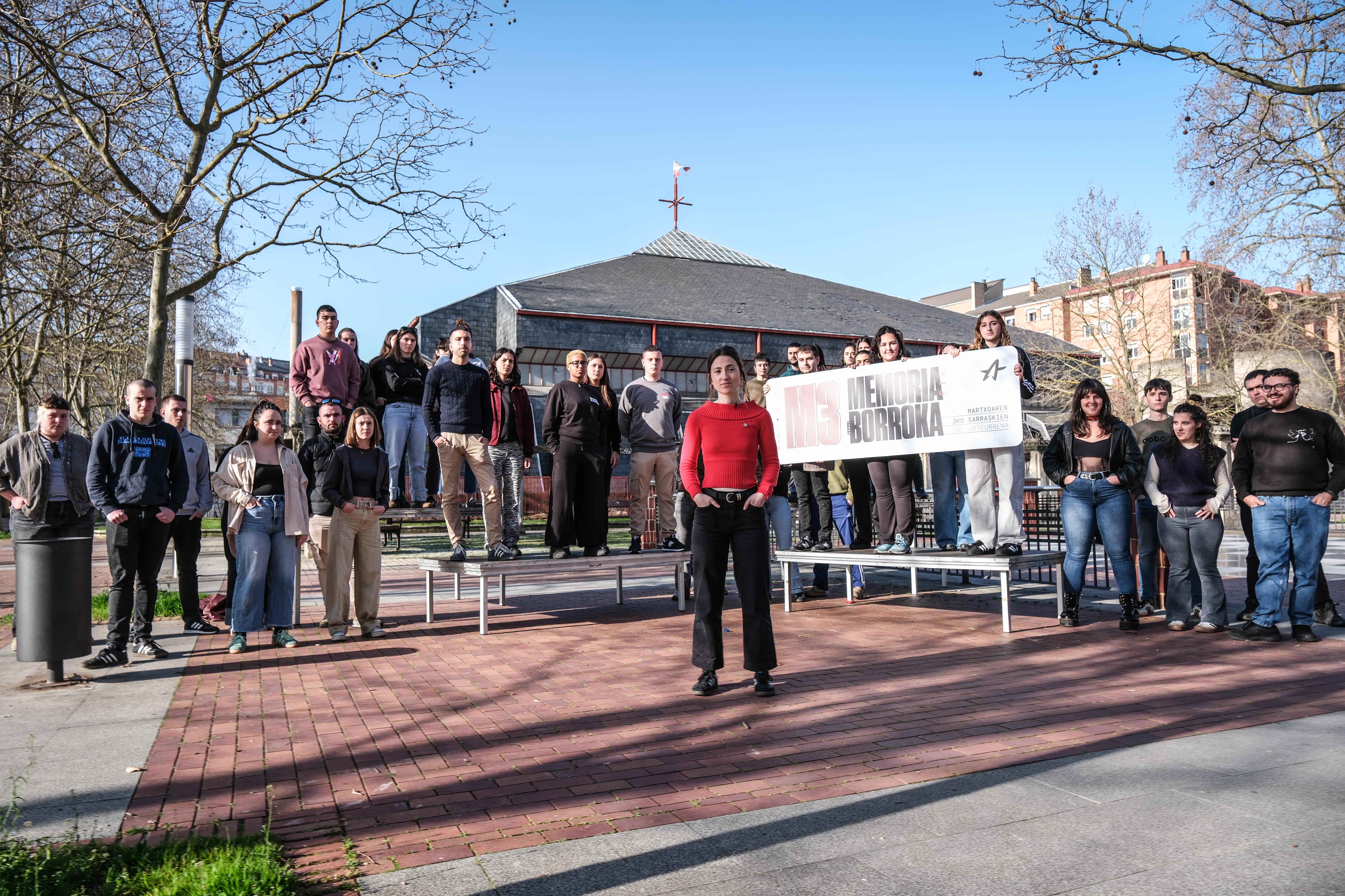 Ernairen agerraldia, gaur, Gasteizen. BERRIA