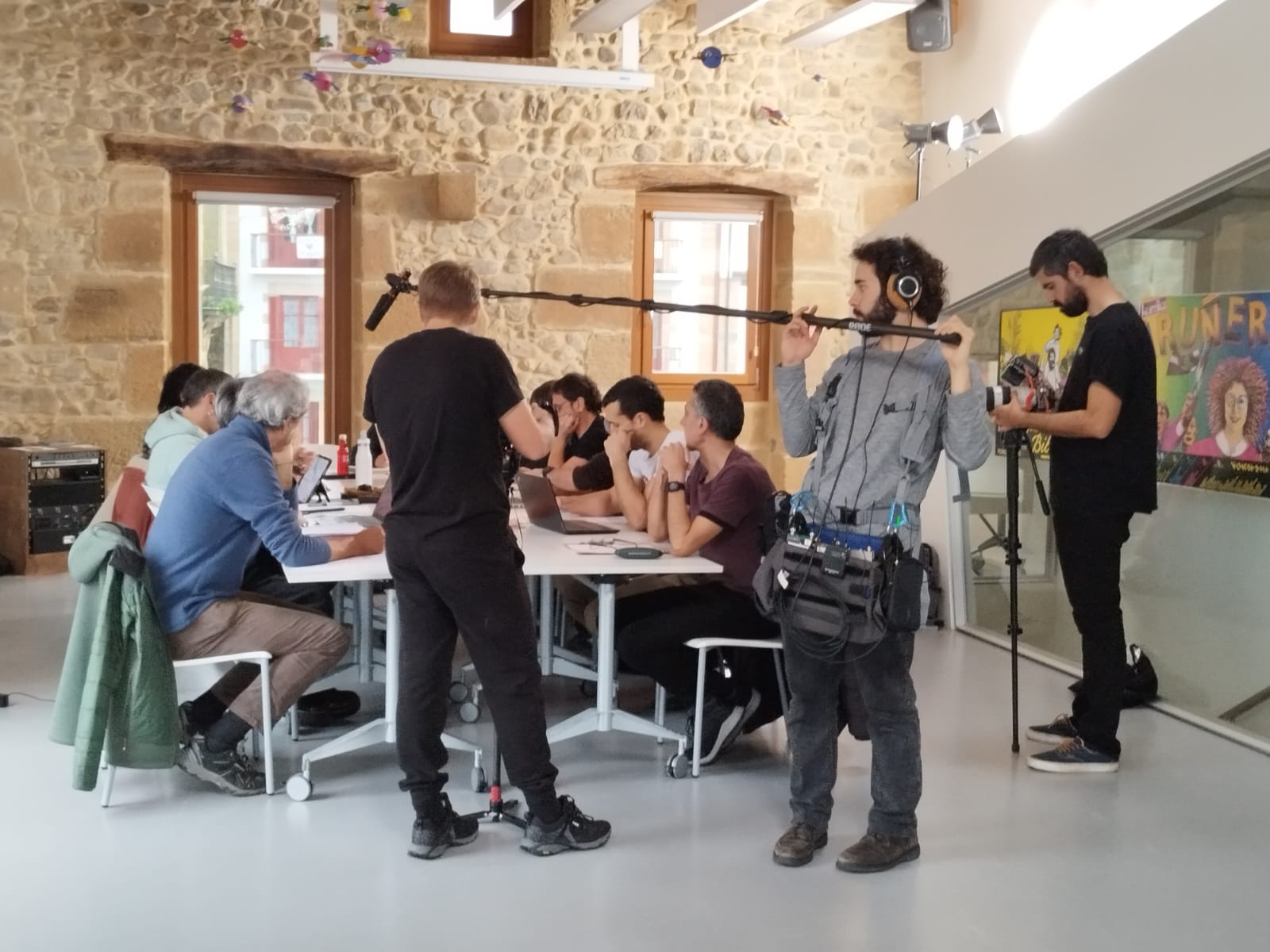 'Jalgi hadi' dokumentalaren grabazioko une bat, euskaltegi batean. ANDER IRIARTE