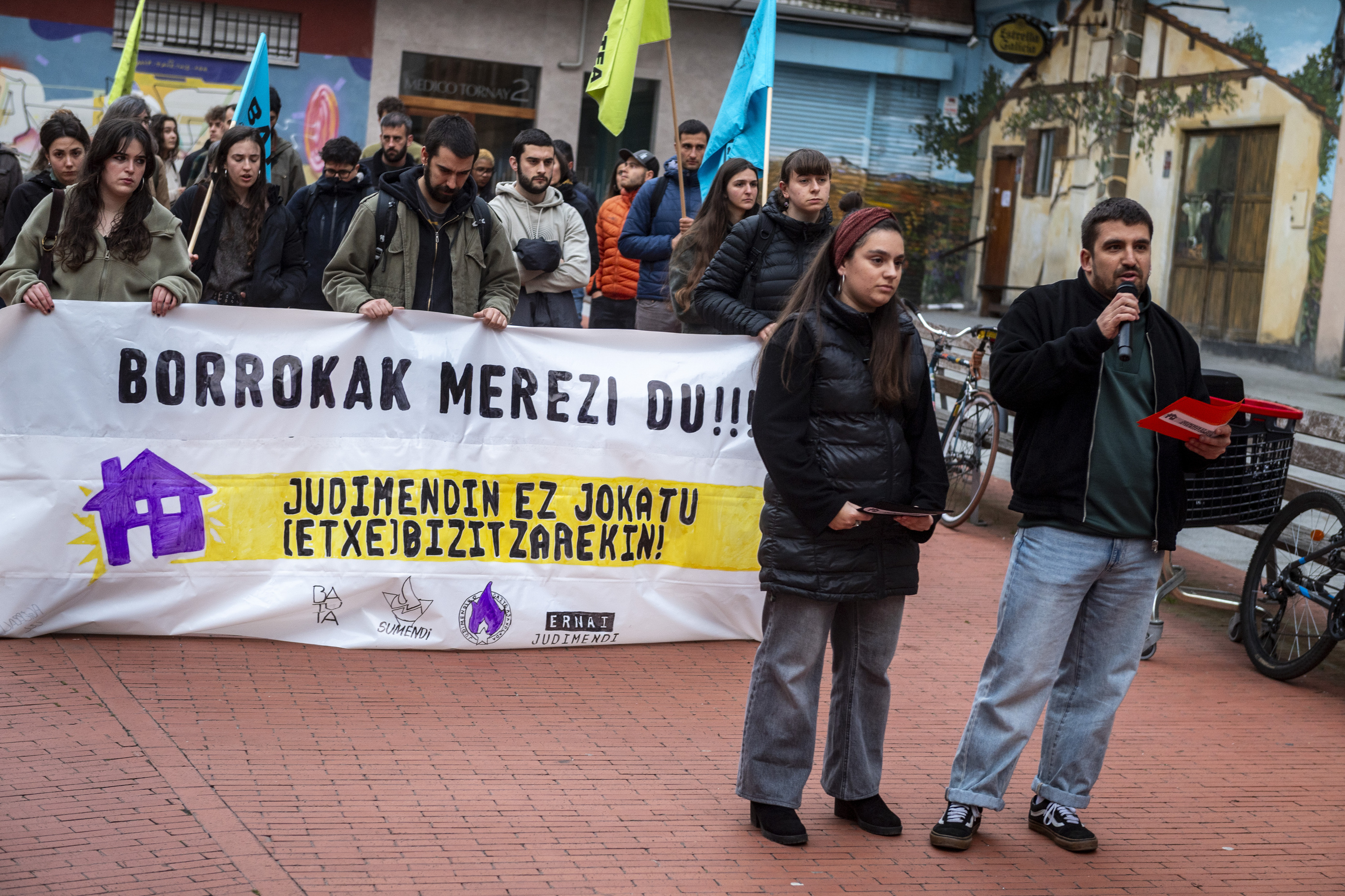 Hainbat eragilek atzo Judimendin egin zuten agerraldia. JAIZKI FONTANEDA / FOKU