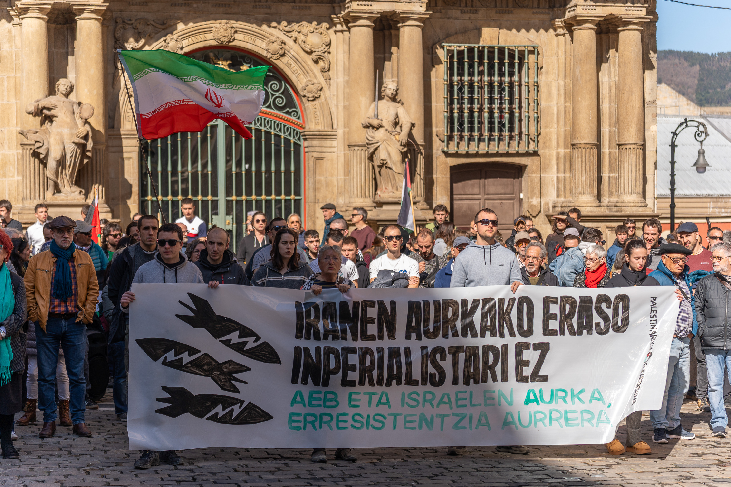 Palestinarekin Elkartasunak deituta Iruñean egin duten elkarretaratzea. AITOR KARASATORRE / FOKU