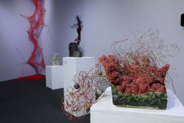 (ID_15856862) (Oskar Matxin Edesa/@FOKU) 2026-03-03, Bilbo. Euskal Emakumezko Eskultoreen elkarteko kideen erakusketa