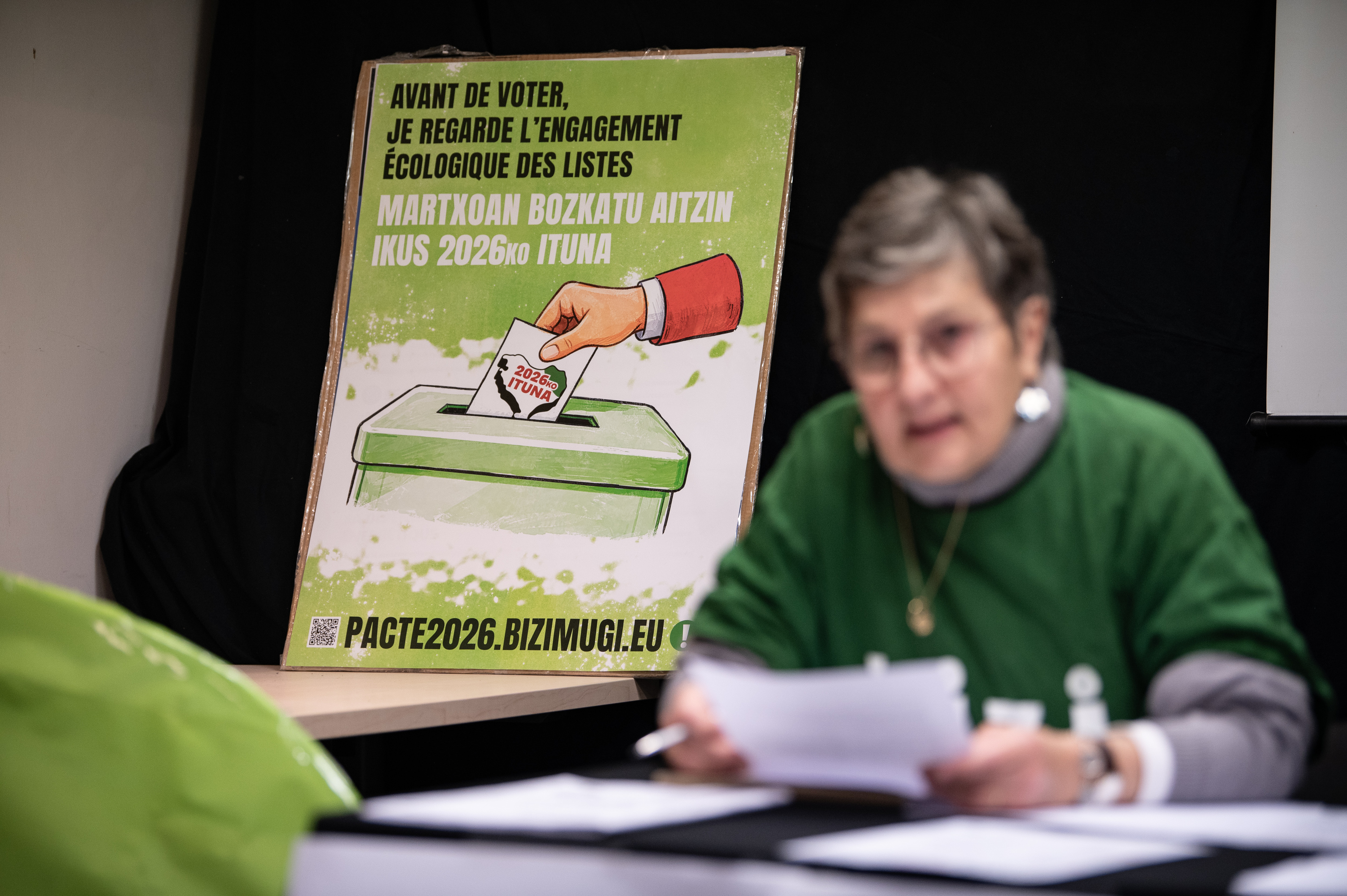 Barometro ekologikoaren aurkezpena, Bizi mugimenduko kideen eskutik, Baionan. PATXI BELTZAIZ